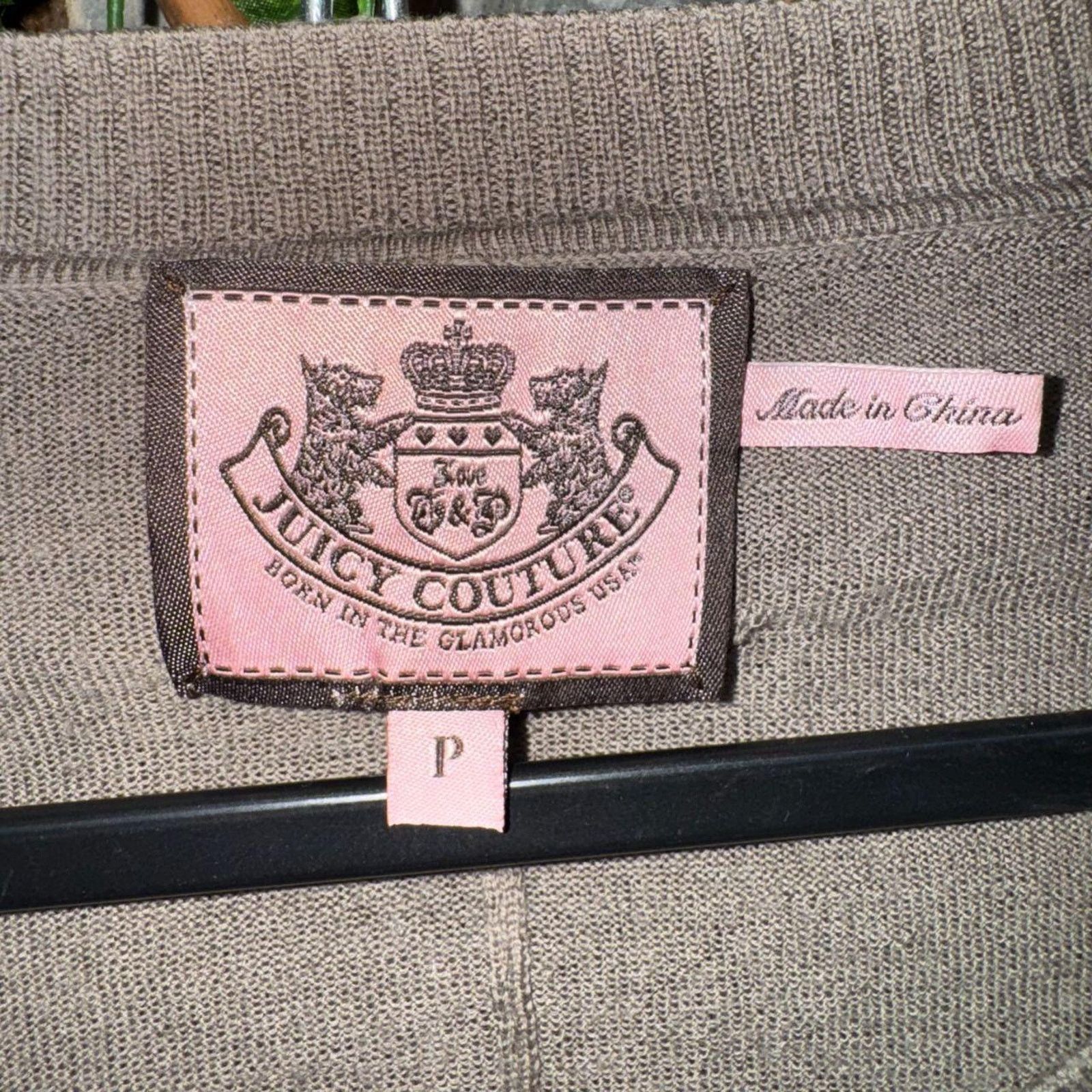Juicy Couture Vintage y2k juicy couture lightweight distressed fem sweater Size US L / EU 52-54 / 3 - 3 Thumbnail