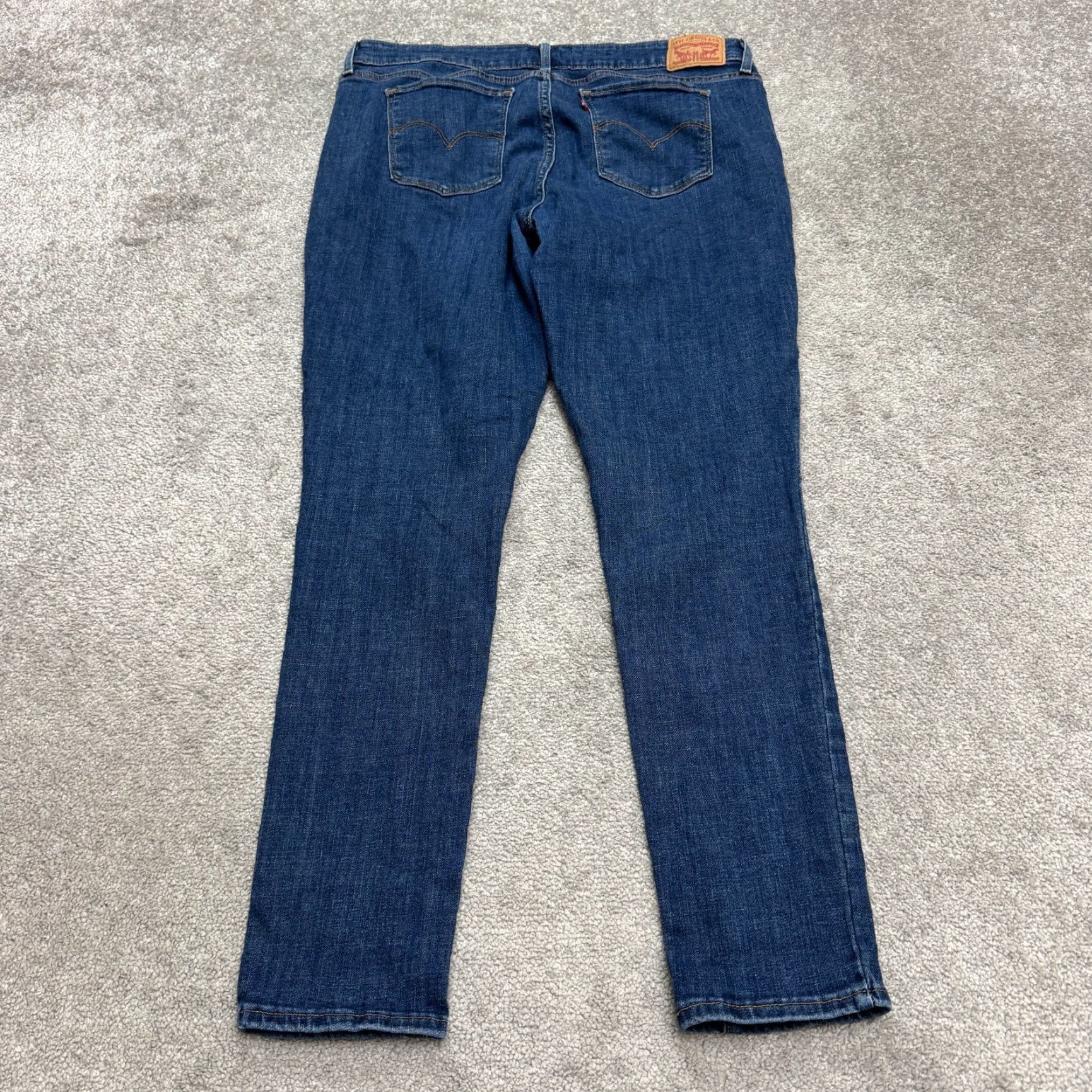 Levi's Levi's 711 Skinny Denim Jeans Womens 33x30 Blue Medium Wash Mid Rise Casual Size 24" / US 00 / IT 34 - 2 Thumbnail