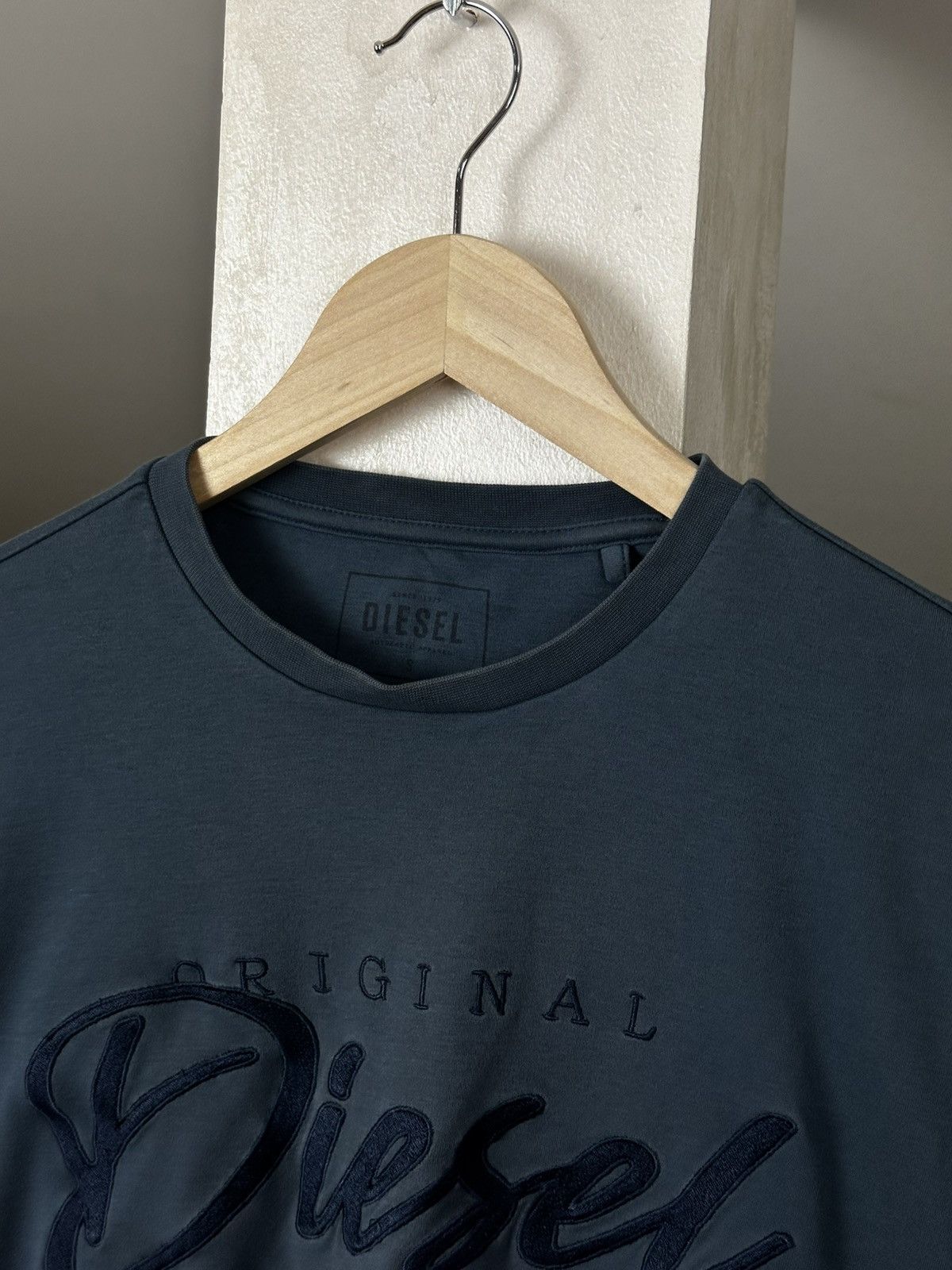 Diesel Y2K Vintage Diesel Tee Shirt Archive Hype Size US S / EU 44-46 / 1 - 5 Thumbnail