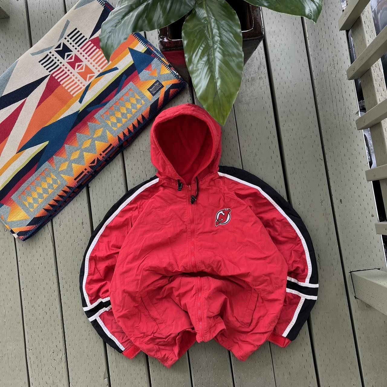 NHL × Vintage Vintage New Jersey Devils Puffer Jacket Size XL NHL Size US XL / EU 56 / 4 - 5 Thumbnail