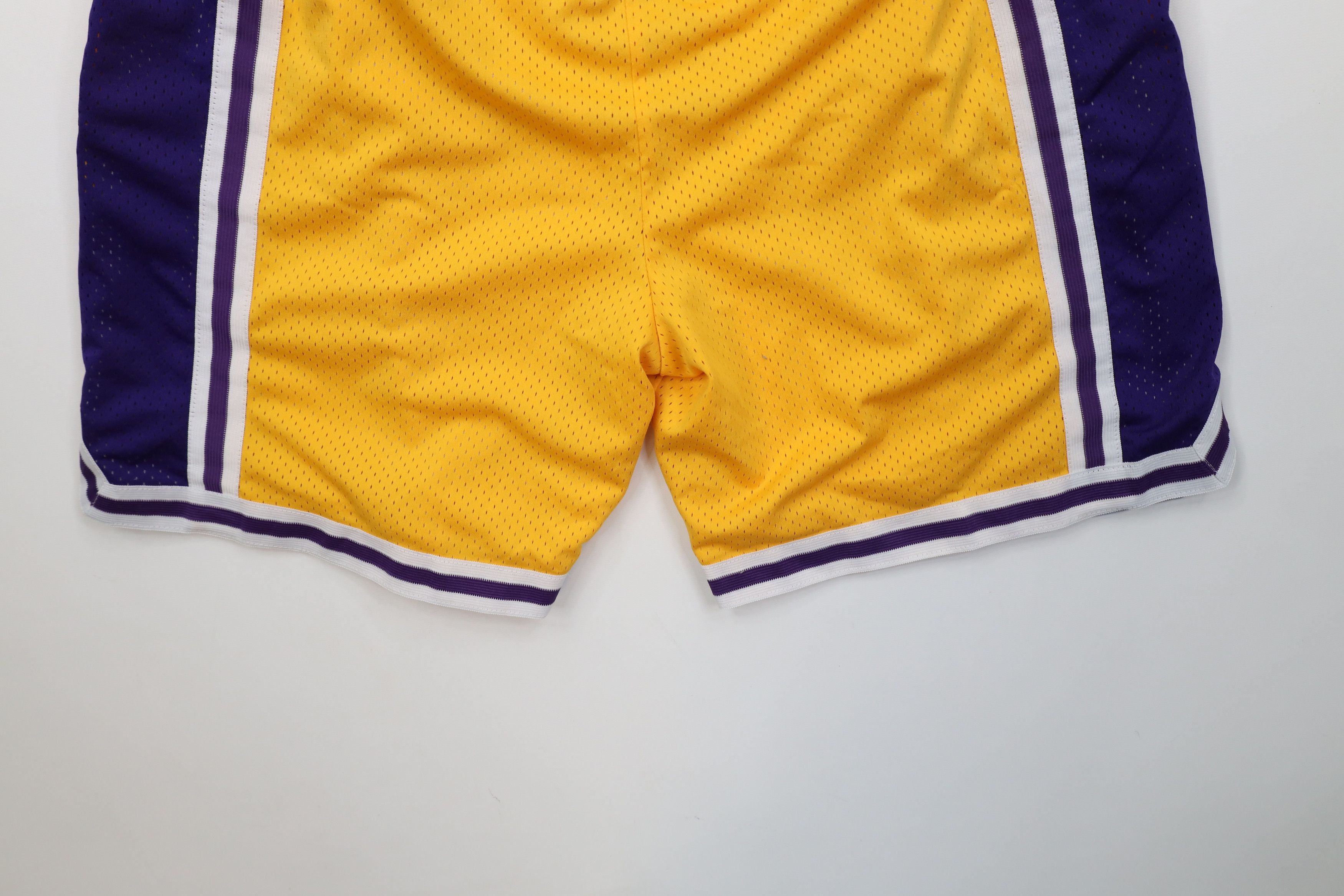 Just Don Just Don 1996/1997 Los Angeles Lakers Basketball Shorts USA Size US 30 / EU 46 - 14 Thumbnail