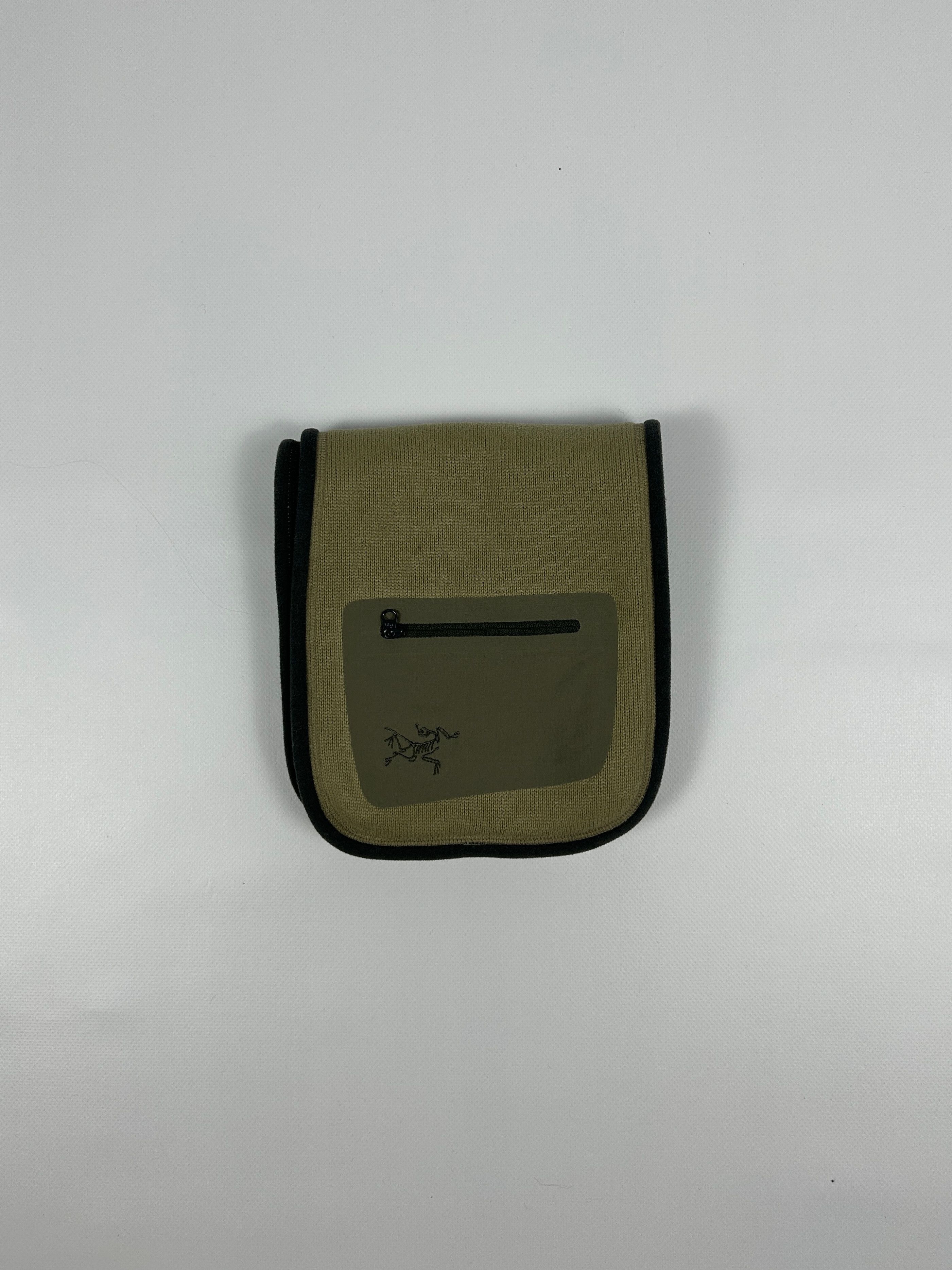 Arcteryx polartec fleece scarf olive