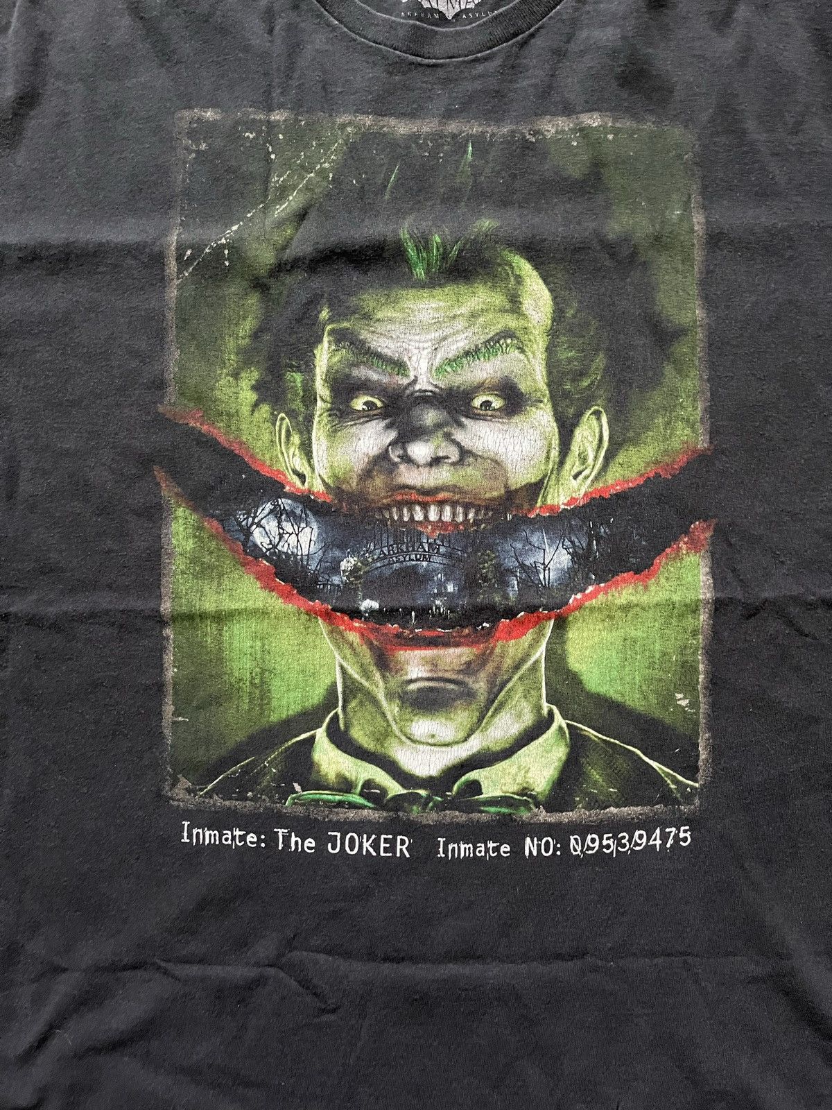 Vintage Vintage Batman Arkham Asylum Inmate The Joker T Shirt Size US XXL / EU 58 / 5 - 3 Thumbnail