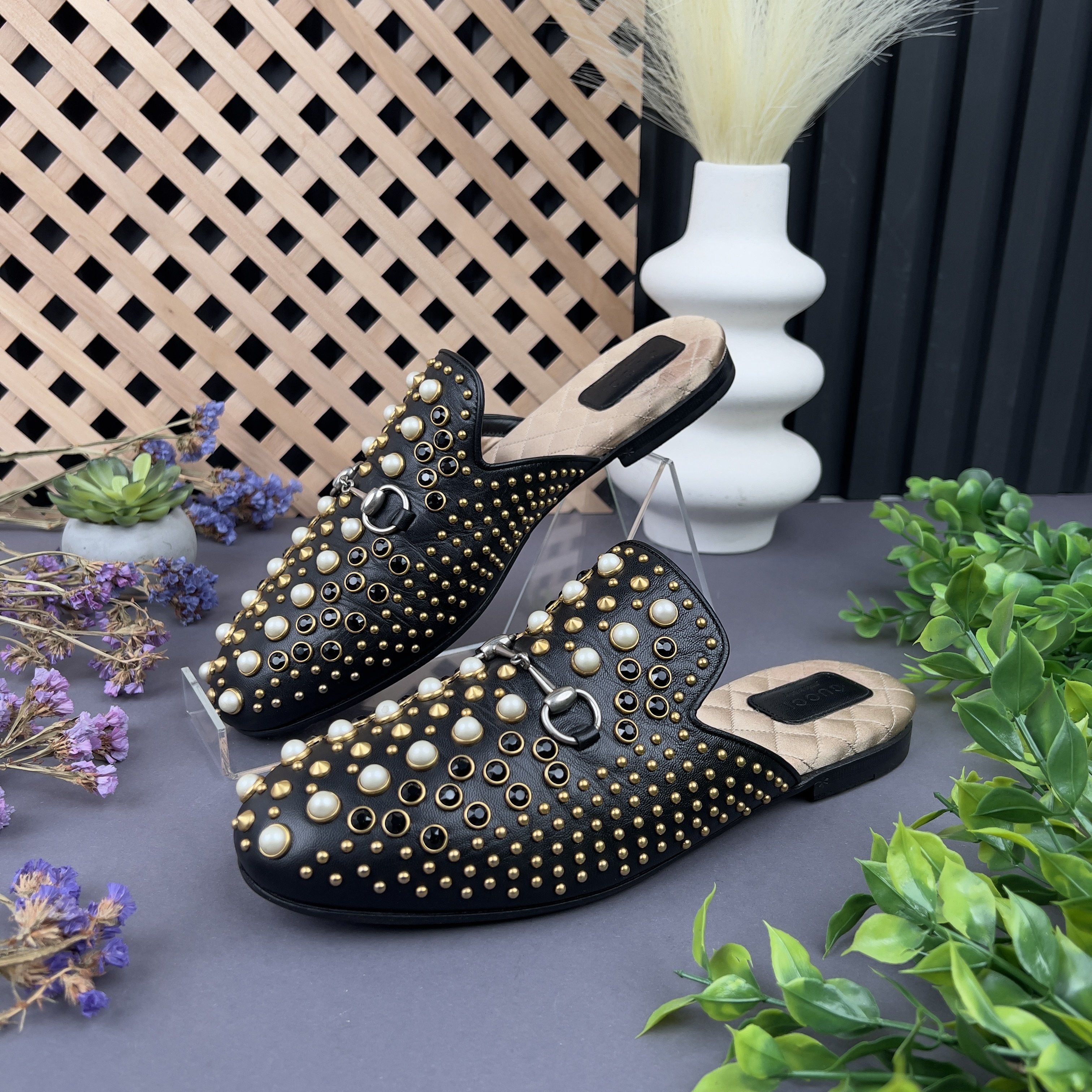 Gucci Princetown Horsebit Pearl Studded Black Leather Size US 8 / IT 38 - 1 Thumbnail