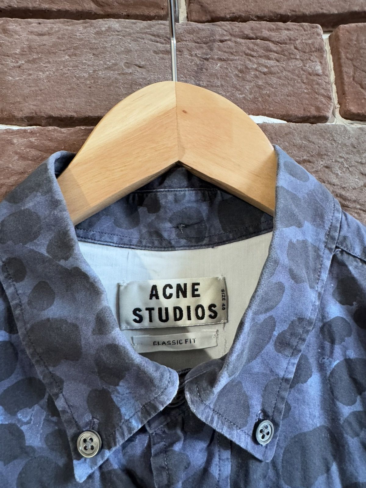Acne Studios AW13 Acne Studios Isherwood Animal Button Up Shirt Blue 48 Size US M / EU 48-50 / 2 - 9 Thumbnail