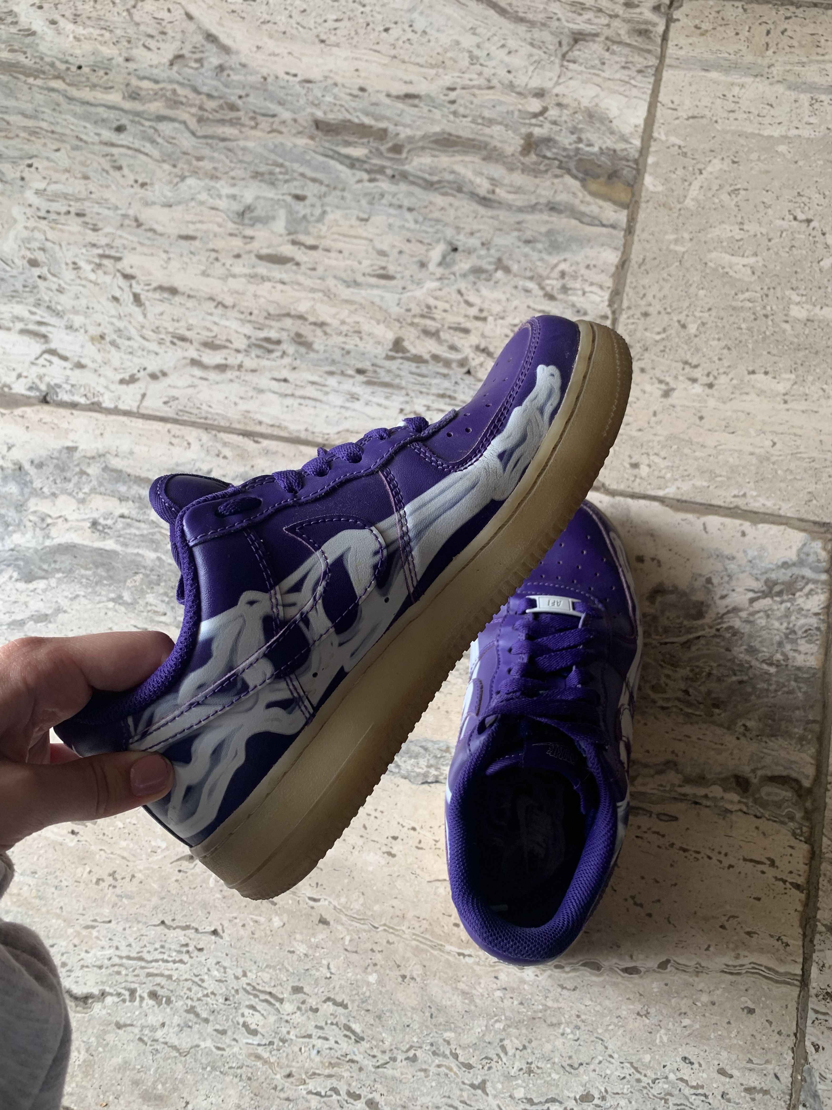 NIKE AIR FORCE LOW PURPLE SKELETON