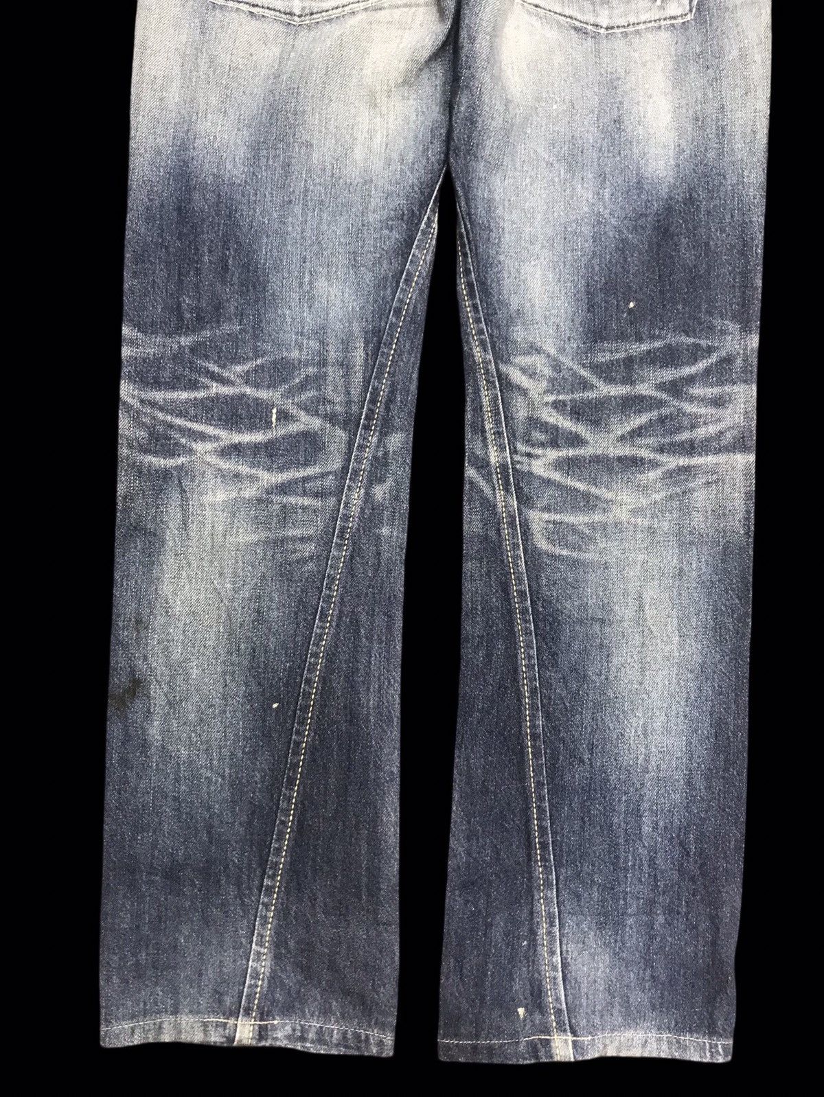 Edwin EDWIN DISTRESSED STONEWASH TWISTED LEG DENIM F145 Size US 32 / EU 48 - 14 Thumbnail