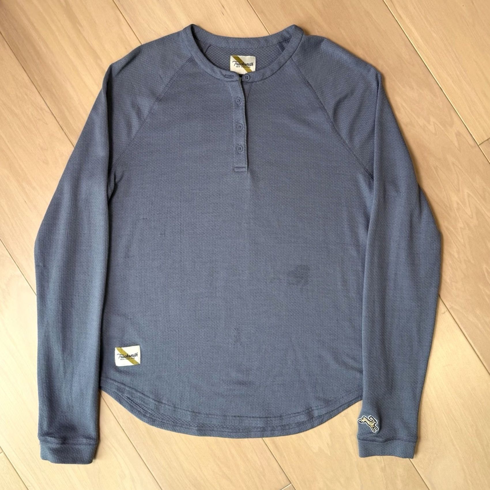 Vintage Tracksmith Merino Henley Shirt Women's M Blue Wool Long Sleeve Running Size S / US 4 / IT 40 - 3 Thumbnail