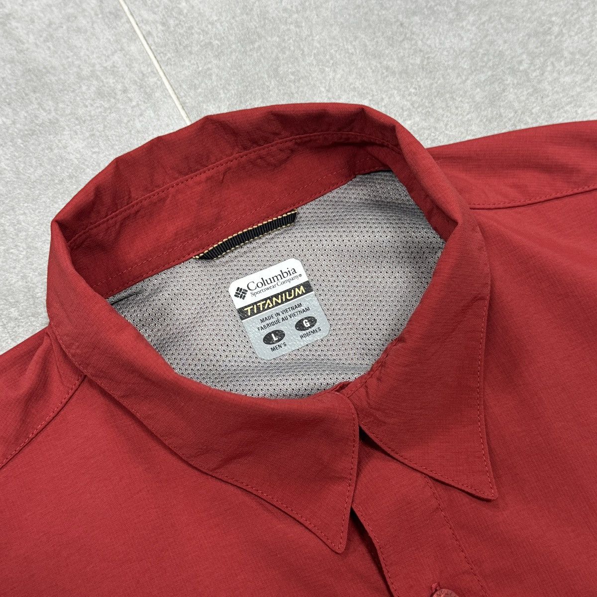Columbia Columbia Titanium Omni Dry Men Button Nylon Overshirt Size L Size US L / EU 52-54 / 3 - 13 Thumbnail