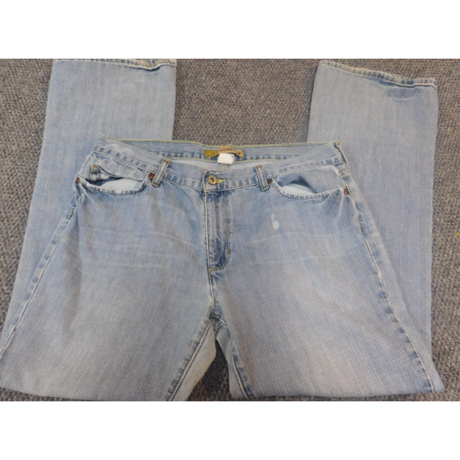 Old Navy Old Navy Womens Jeans 14 bootcut Blue Denim Distressed 30in Inseam Regular Rise 33in Waist Cotton Blend Polyester Jacket? Size 36" / US 14 / IT 50 - 2 Thumbnail