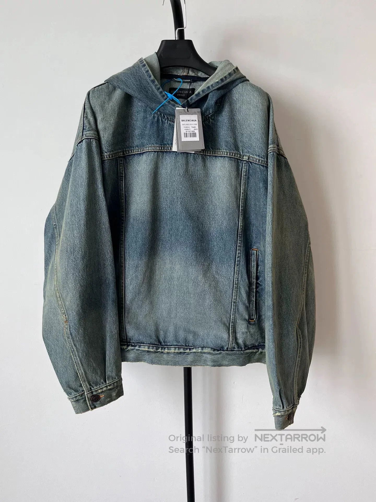 Balenciaga Balenciaga Men's Denim Long-Sleeve Hooded Jacket. Size US S / EU 44-46 / 1 - 1 Thumbnail