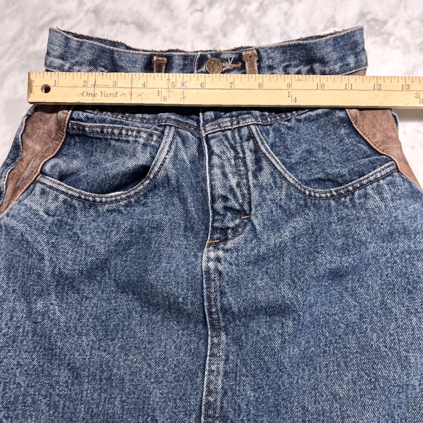 Vintage VINTAGE Weathered Blues Denim Western Skirt Size 6 Leather Accents Bare Back A-Line Women Short Cowboy" Size 28" / US 6 / IT 42 - 6 Thumbnail