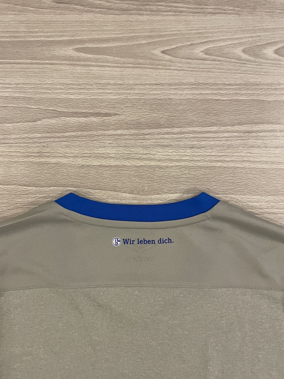 Umbro Umbro 2018/19 FC Schalke 04 Soccer Jersey Men’s Size Medium Size US M / EU 48-50 / 2 - 7 Thumbnail