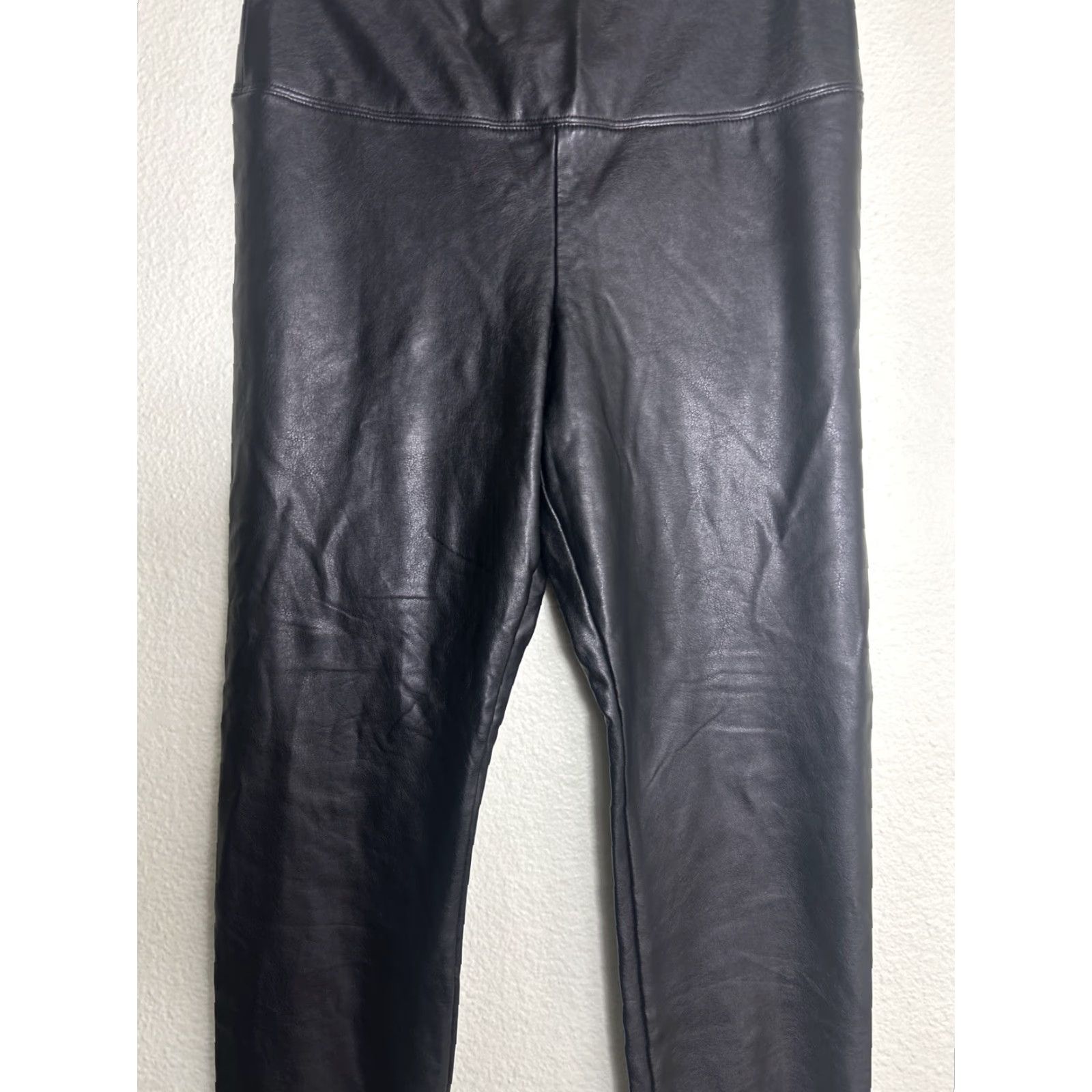 Vintage Catherine Malandrino Pants Womens Large Black Rayon Blend Faux Leather Pull On Skinny High Rise Flat Front Size 36" / US 14 / IT 50 - 3 Thumbnail