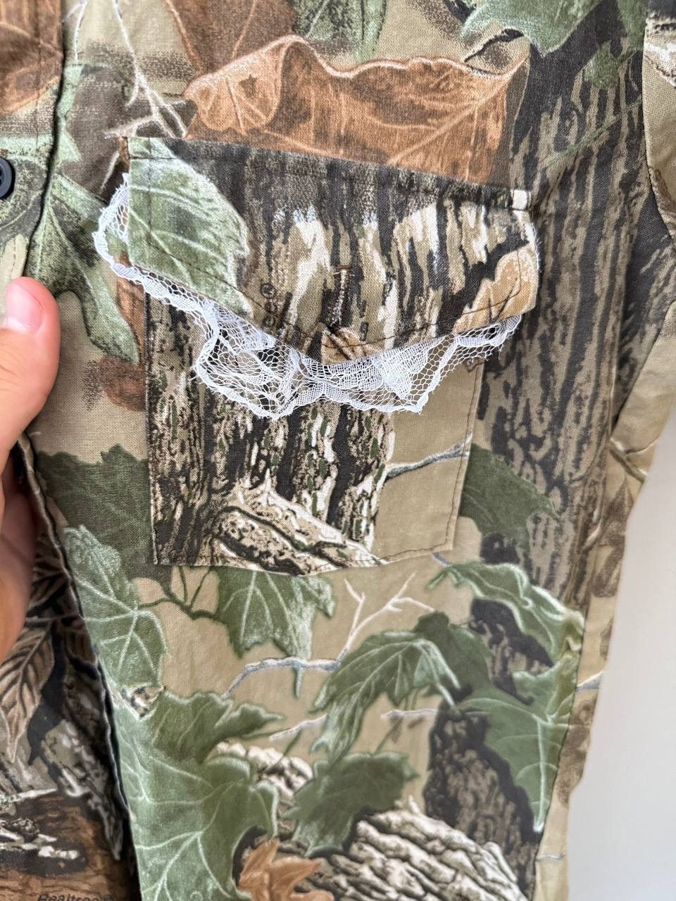Realtree Vintage Realtree Made in USA 3D Camo Boxy Shirts Size M Size US M / EU 48-50 / 2 - 6 Thumbnail