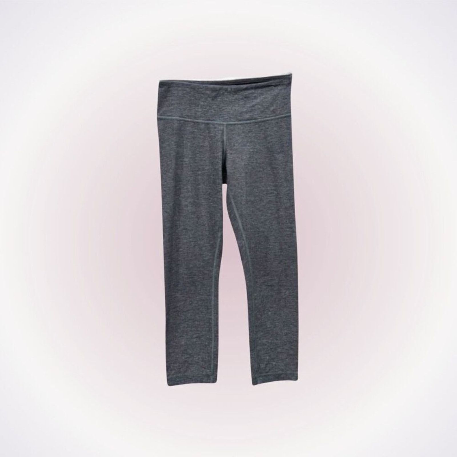 Luluemon gray cropped leggings Sz 4
