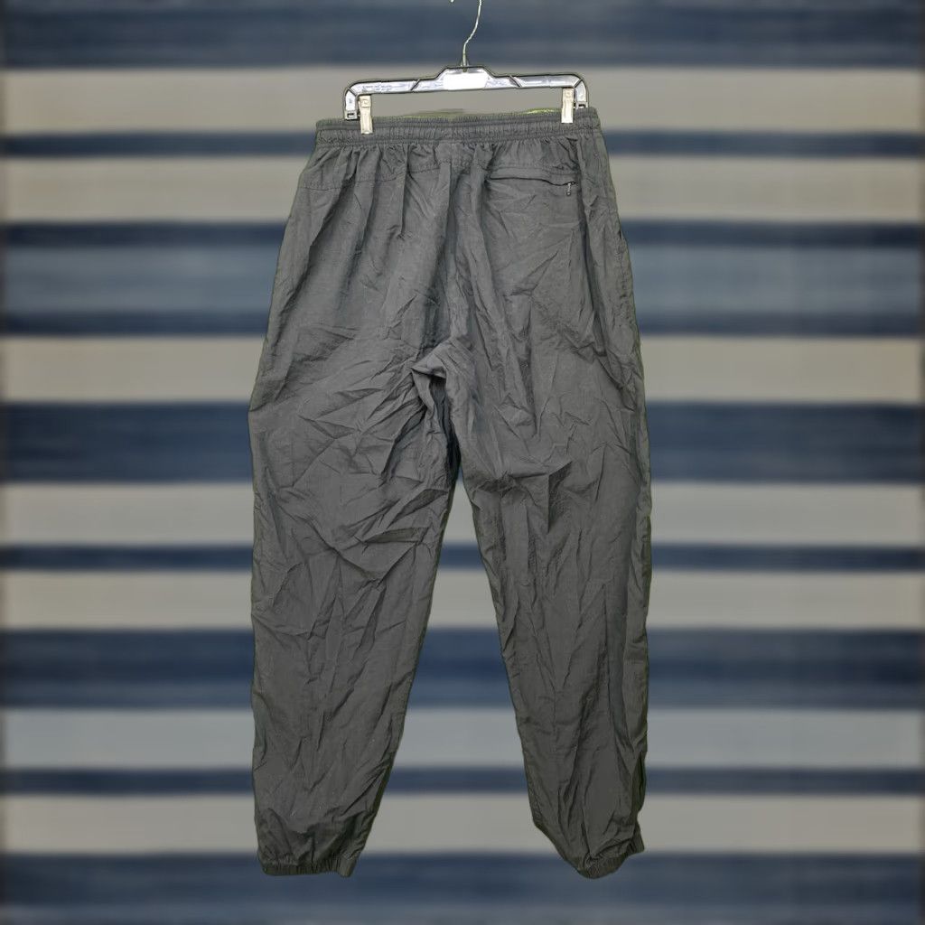 Nike Nike Sweatpants Mens XL Trackpants Y2K Ankle Zip Lightweight Black 32x32 Sport Size 40" / US 18 - 1 Thumbnail