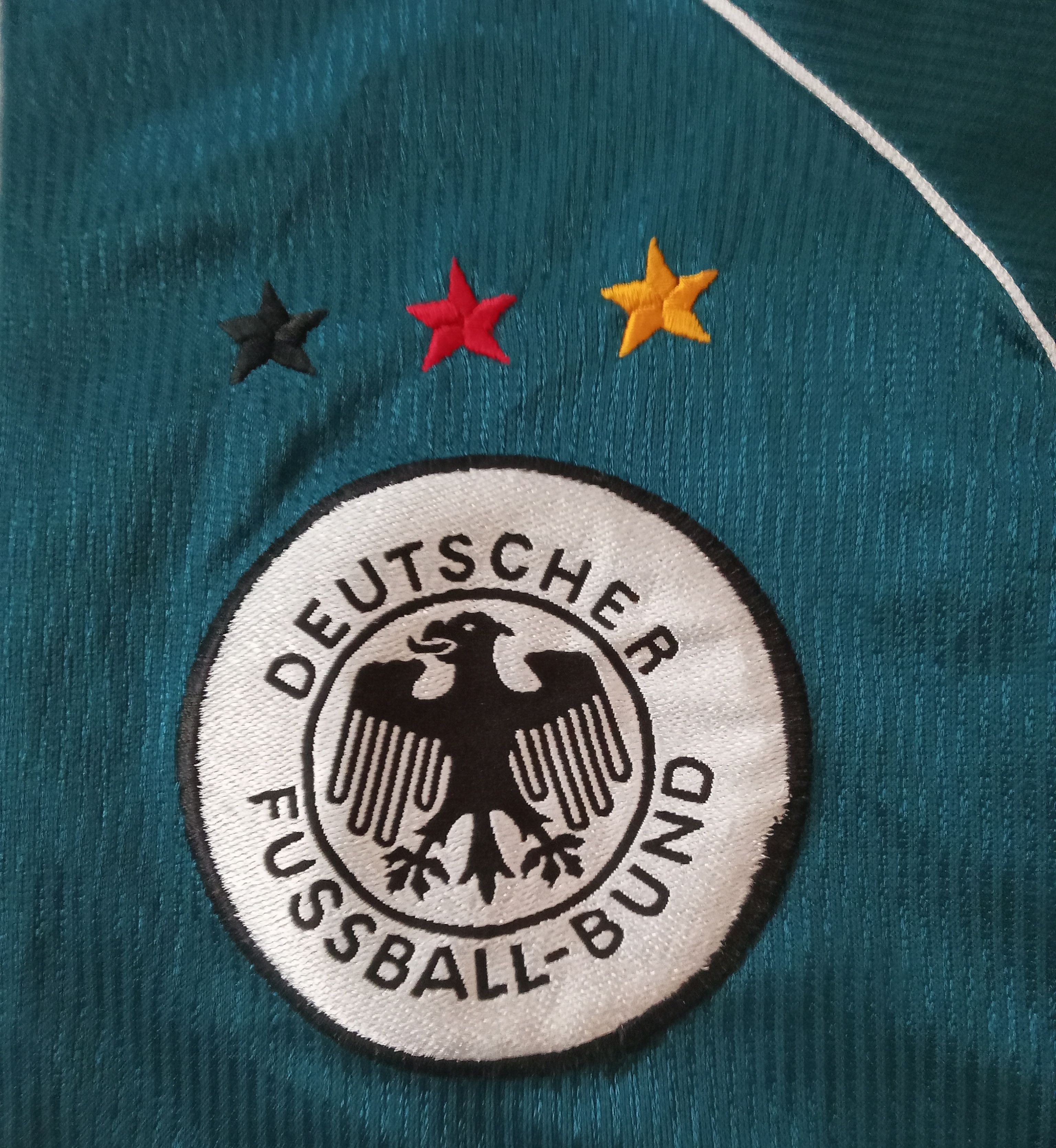 Adidas Adidas Vintage Germany Away Jersey Size US L / EU 52-54 / 3 - 7 Thumbnail