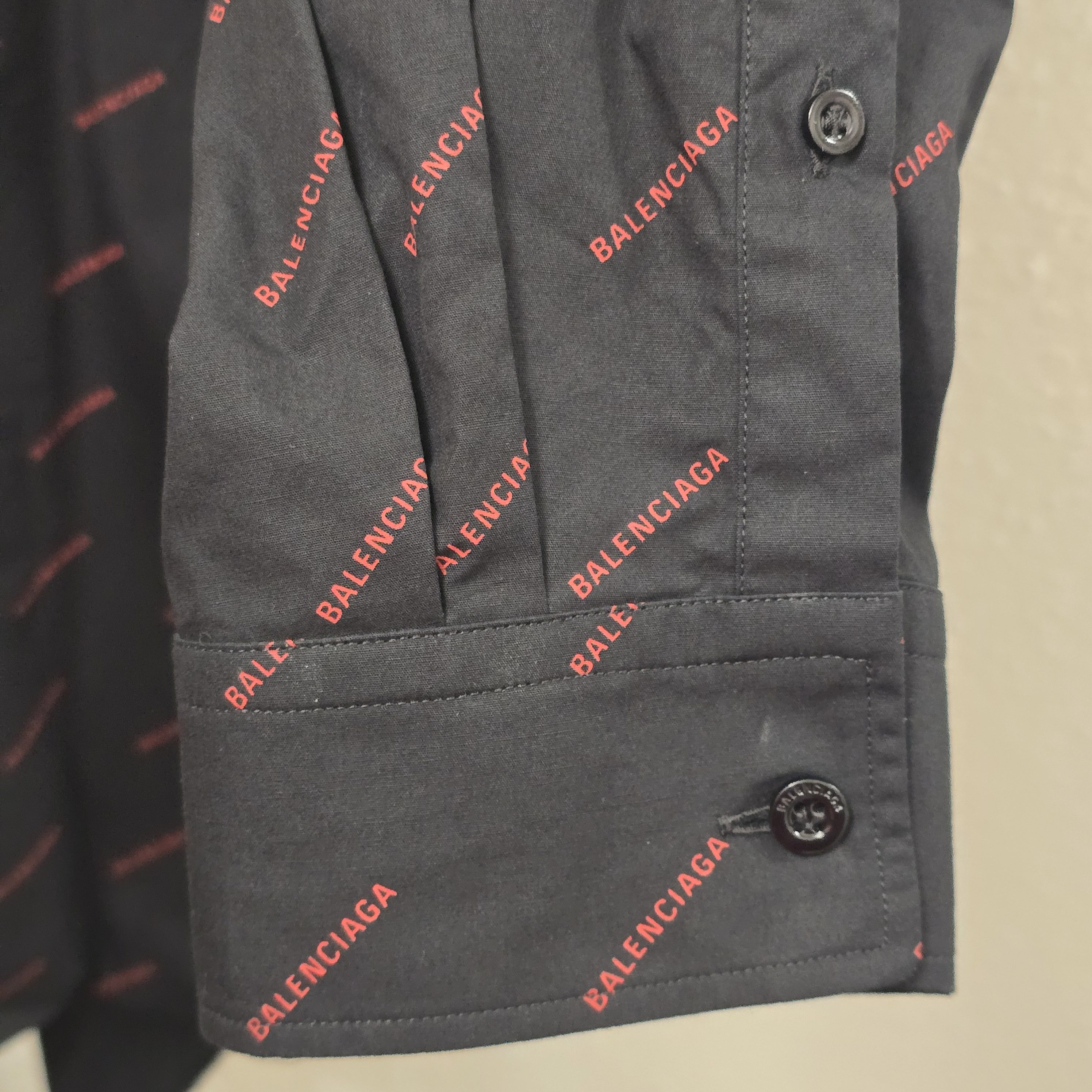 Balenciaga Allover logo shirt Size US XXL / EU 58 / 5 - 5 Thumbnail