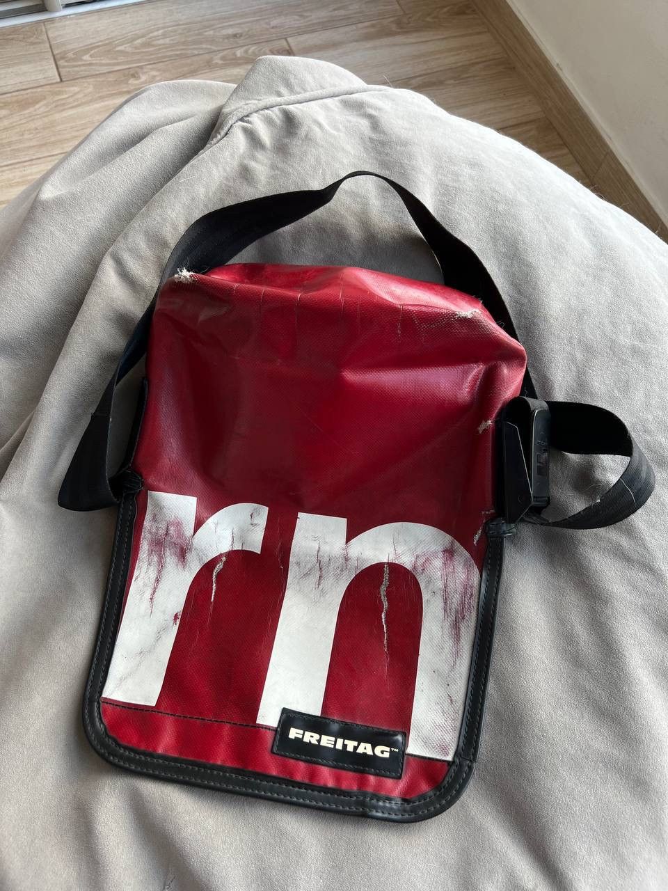Freitag Freitag F41 Vintage Distressed Bag Messenger Red Size ONE SIZE - 5 Thumbnail