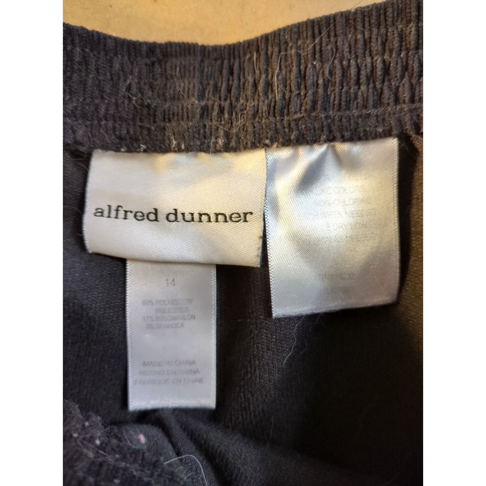 Vintage VINTAGE Alfred Dunner Corduroy Pants Women 14 Black Pull On Elastic Waist Pockets Dress Pants Straight Mens Womens Boys Girls Size 36" / US 14 / IT 50 - 4 Thumbnail