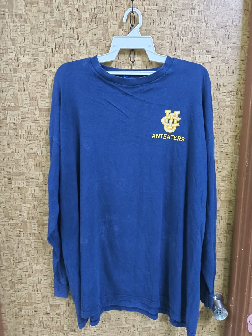 Vintage Vintage University California Irvine Anteaters USA Tee LS Size US XXL / EU 58 / 5 - 3 Thumbnail