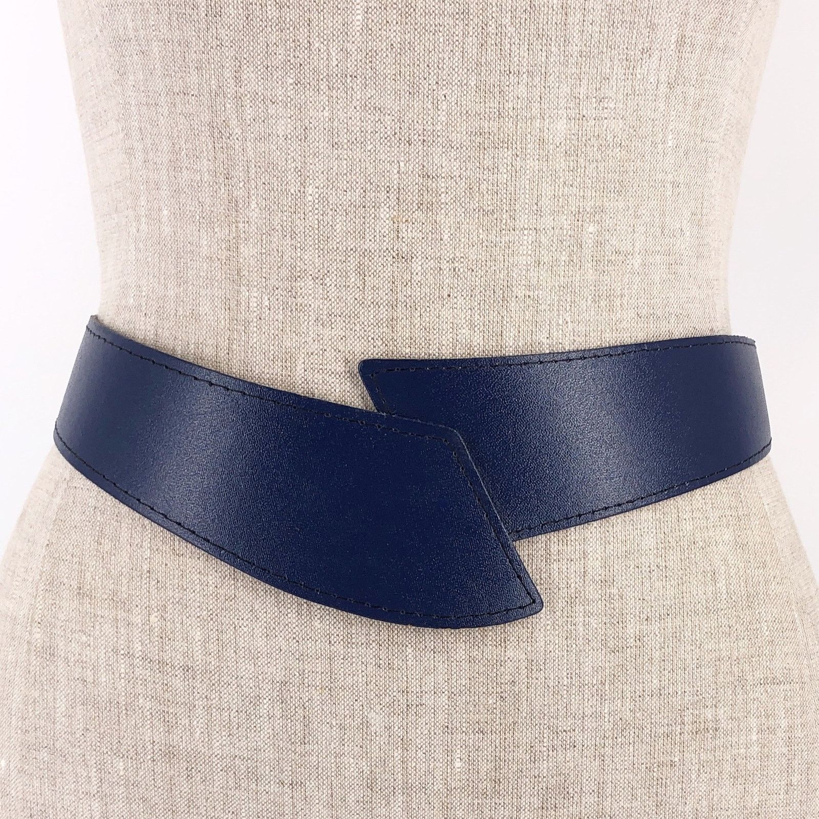 Vintage 80s asymmetrical navy blue belt 1980s vintage Size ONE SIZE - 1 Thumbnail