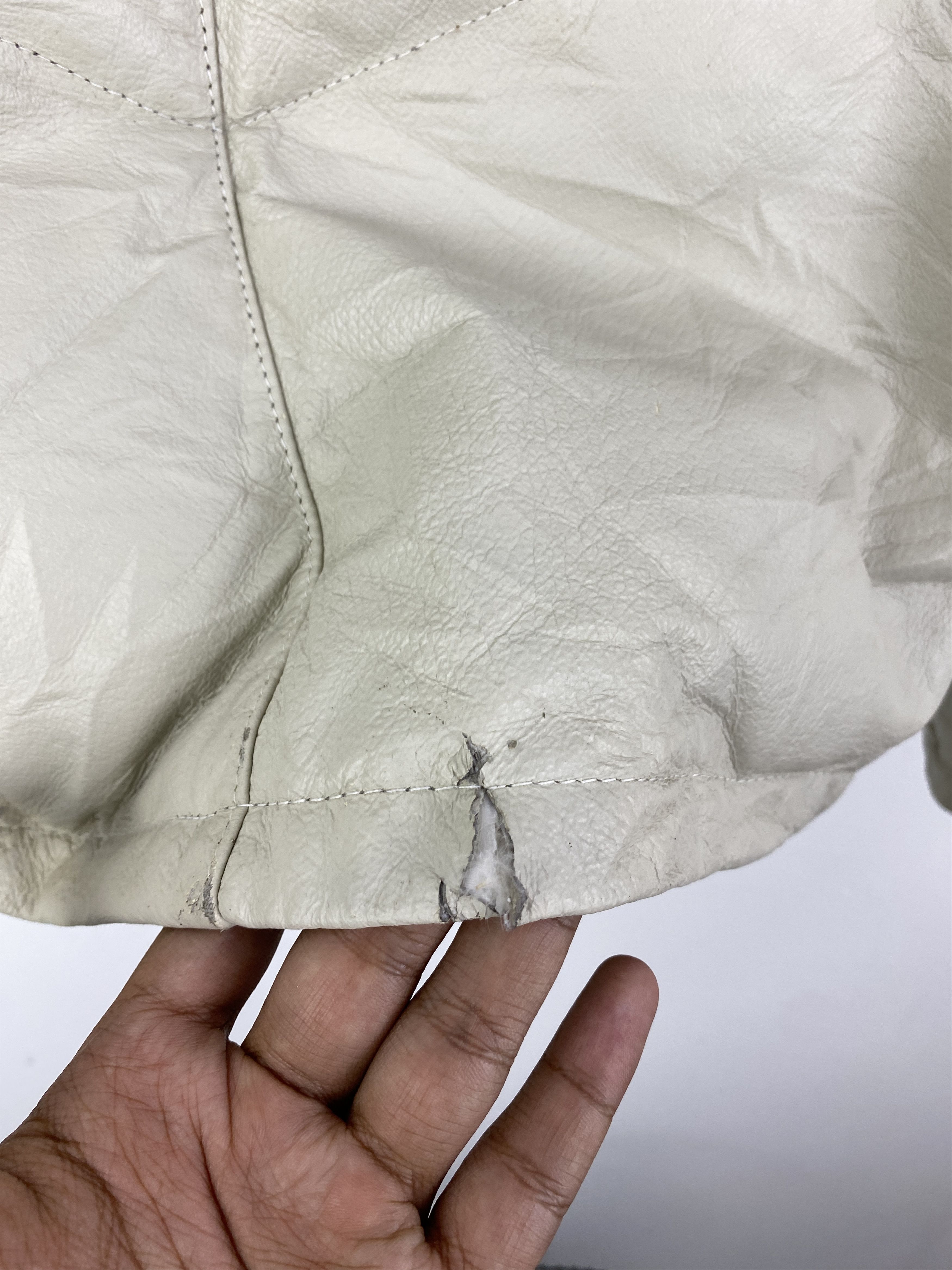 Other Vintage Roberto Massini Distressed Leather Jacket J0127 Size US L / EU 52-54 / 3 - 13 Thumbnail