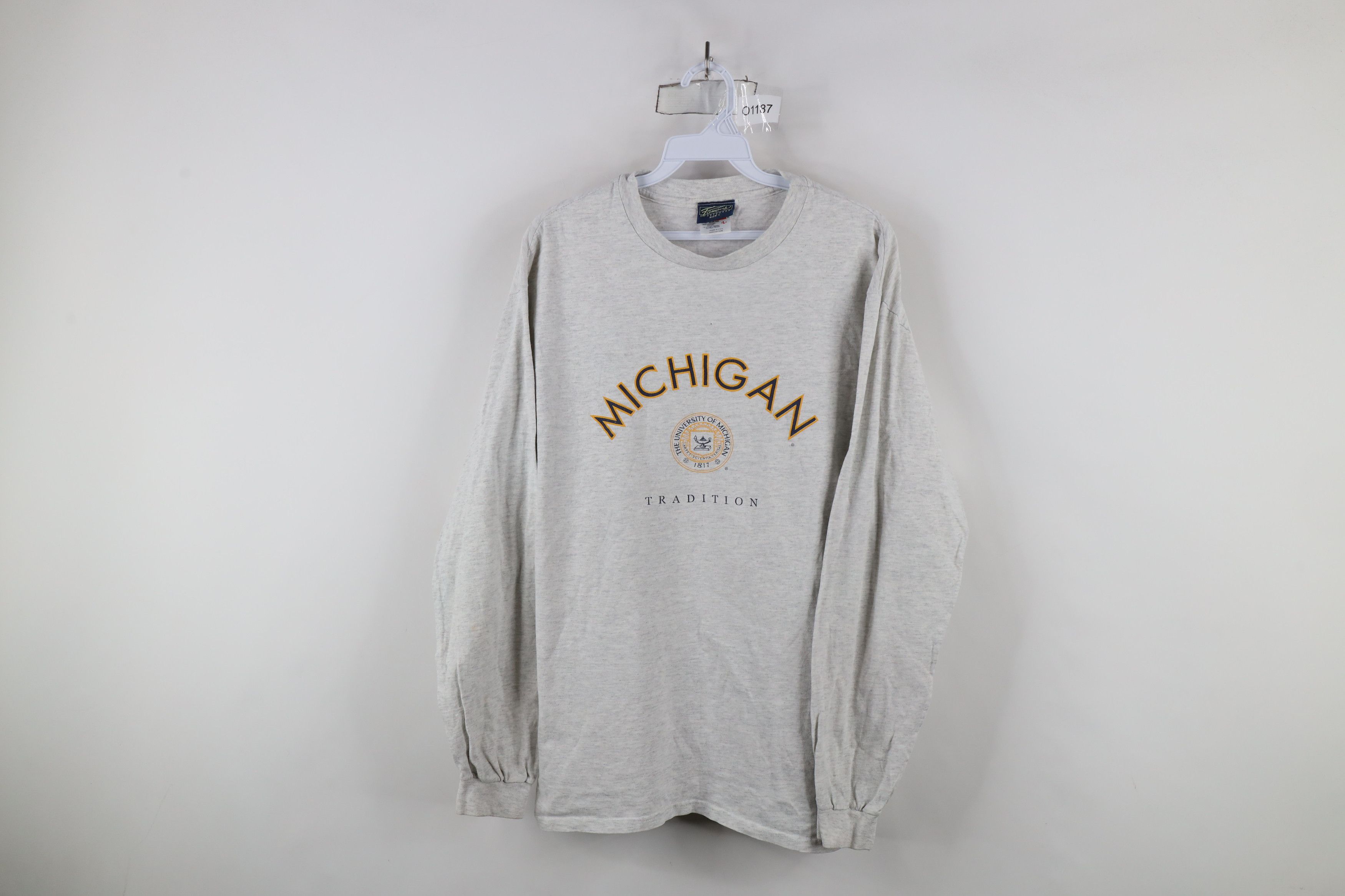 Vintage Vintage 90s University of Michigan Long Sleeve T-Shirt USA Size US L / EU 52-54 / 3 - 1 Thumbnail
