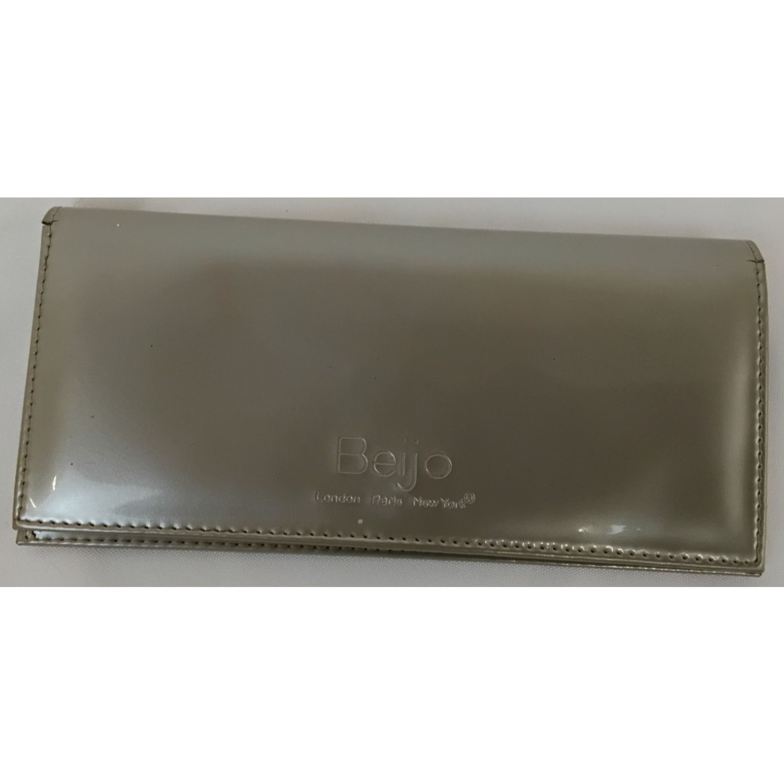 Other Beijo Handbag Taupe Silver PVC Purse & Wallet W/ Dust Bags Size ONE SIZE - 15 Thumbnail