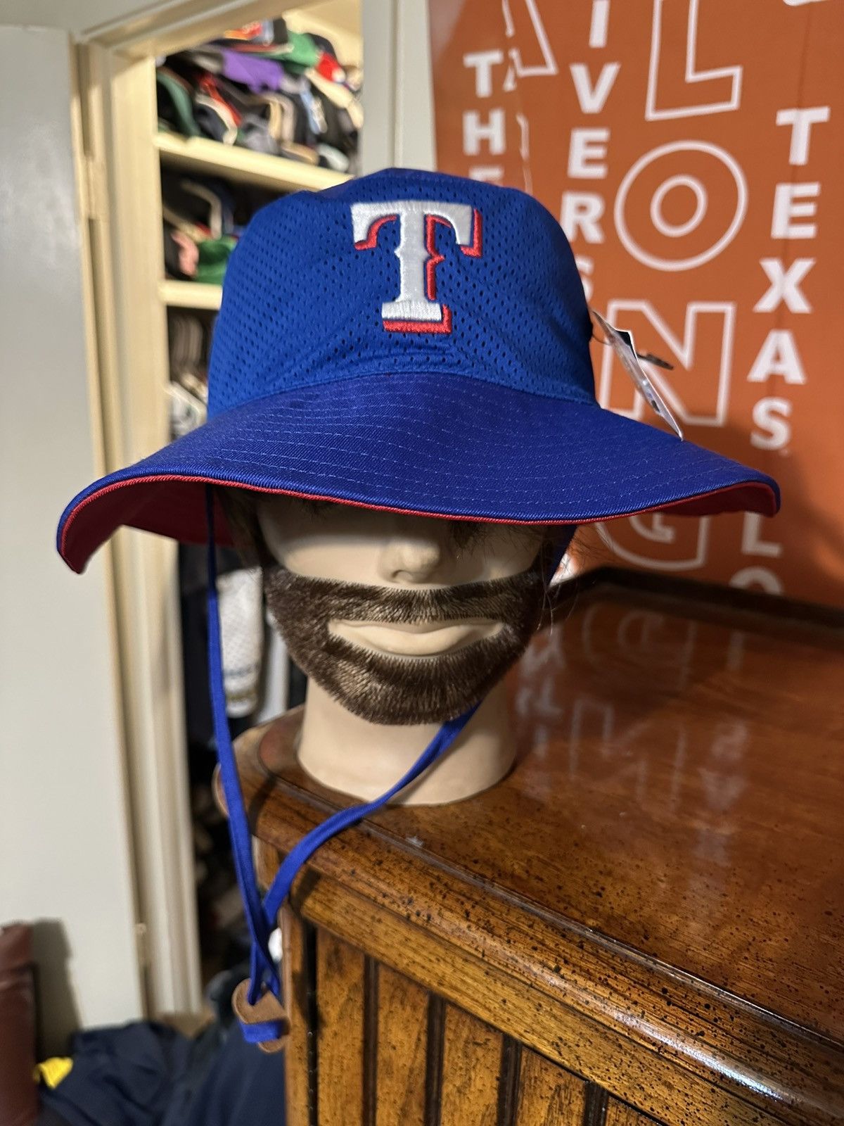 MLB × Vintage Vintage MLB Texas Rangers “triple blue” bucket hat 00s Size ONE SIZE - 1 Thumbnail