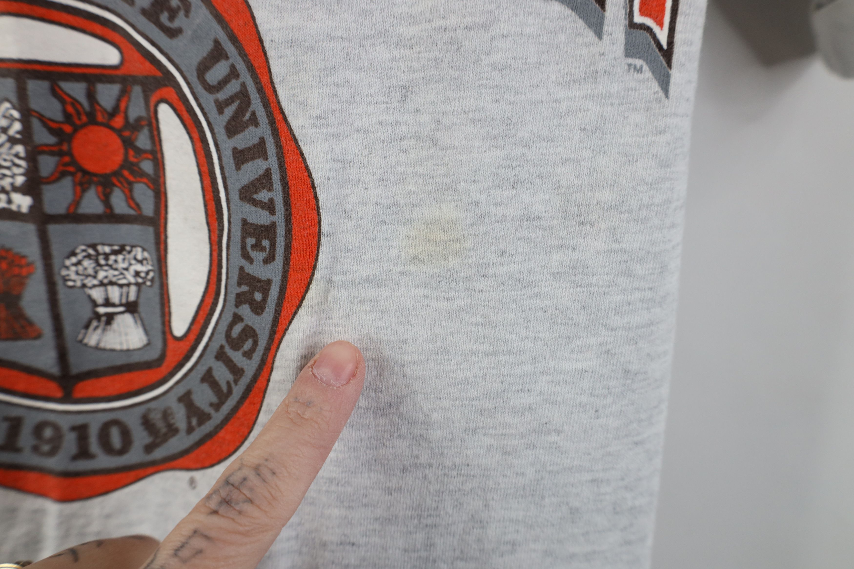 Vintage Vintage 90s Bowling Green State University T-Shirt Gray USA Size US XL / EU 56 / 4 - 6 Thumbnail