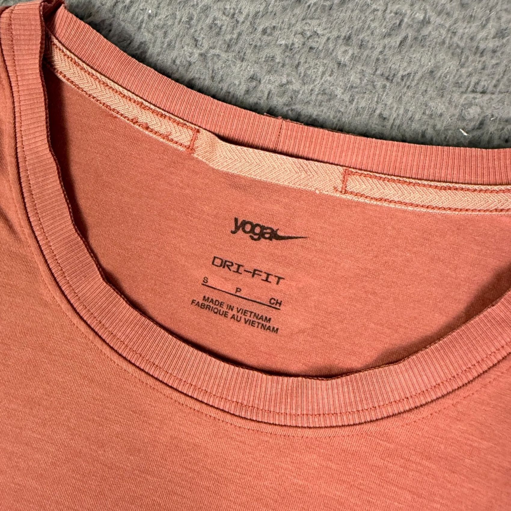 Nike Nike Dri-FIT Shirt Mens S Pink Crew Neck Tee Vented Short Sleeve DM7825-668 Size US S / EU 44-46 / 1 - 3 Thumbnail