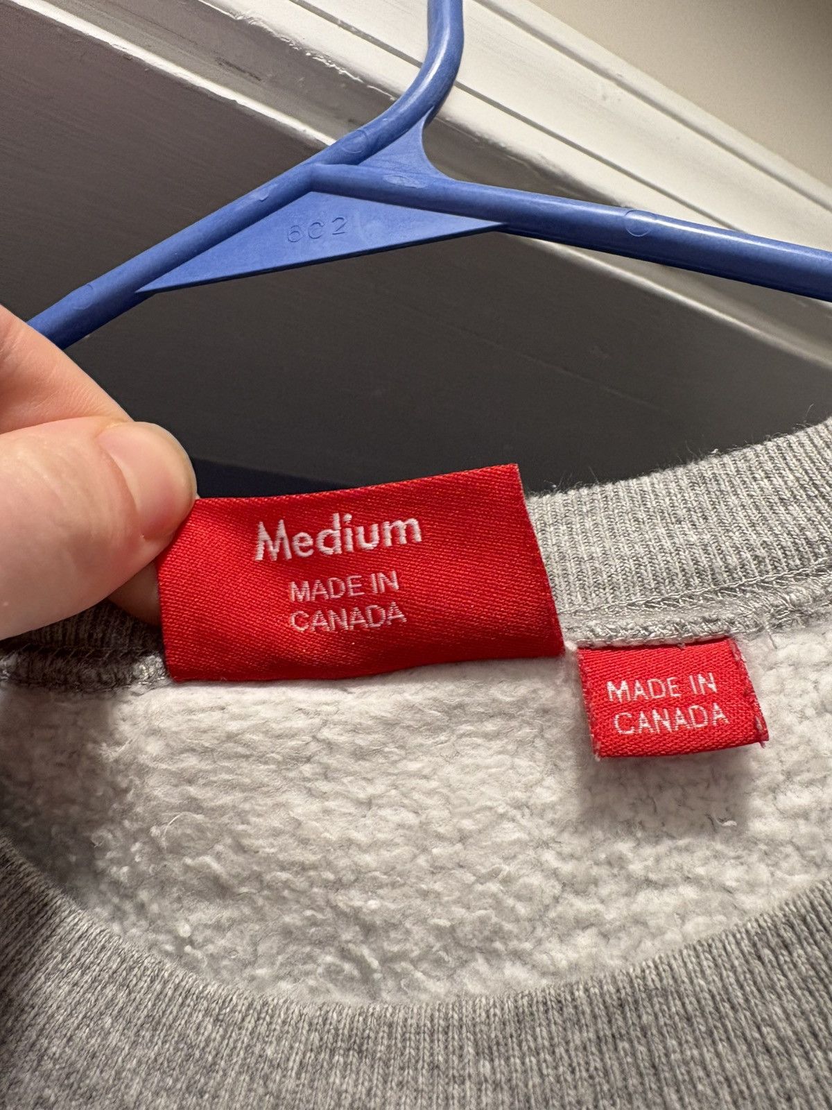 Supreme Supreme Arc Logo Crewneck, FW15 / Medium / Grey Size US M / EU 48-50 / 2 - 5 Thumbnail