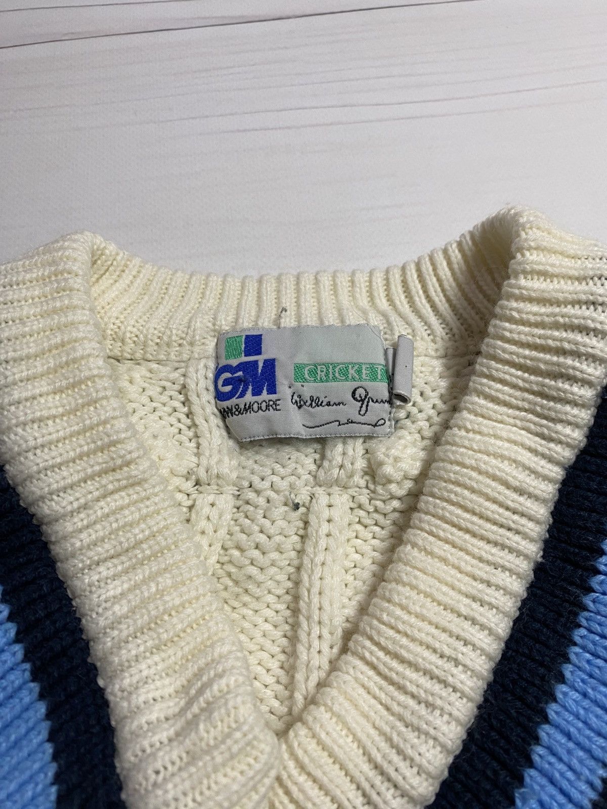 Vintage Vintage GM Sweater V-Neck 80s George Valley Cricket Club Size US M / EU 48-50 / 2 - 3 Thumbnail