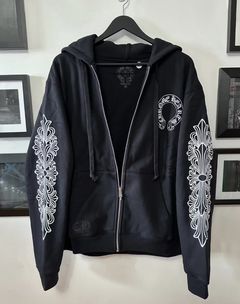 https://www.grailed.com/browse/chrome-hearts-horseshoe-hoodie