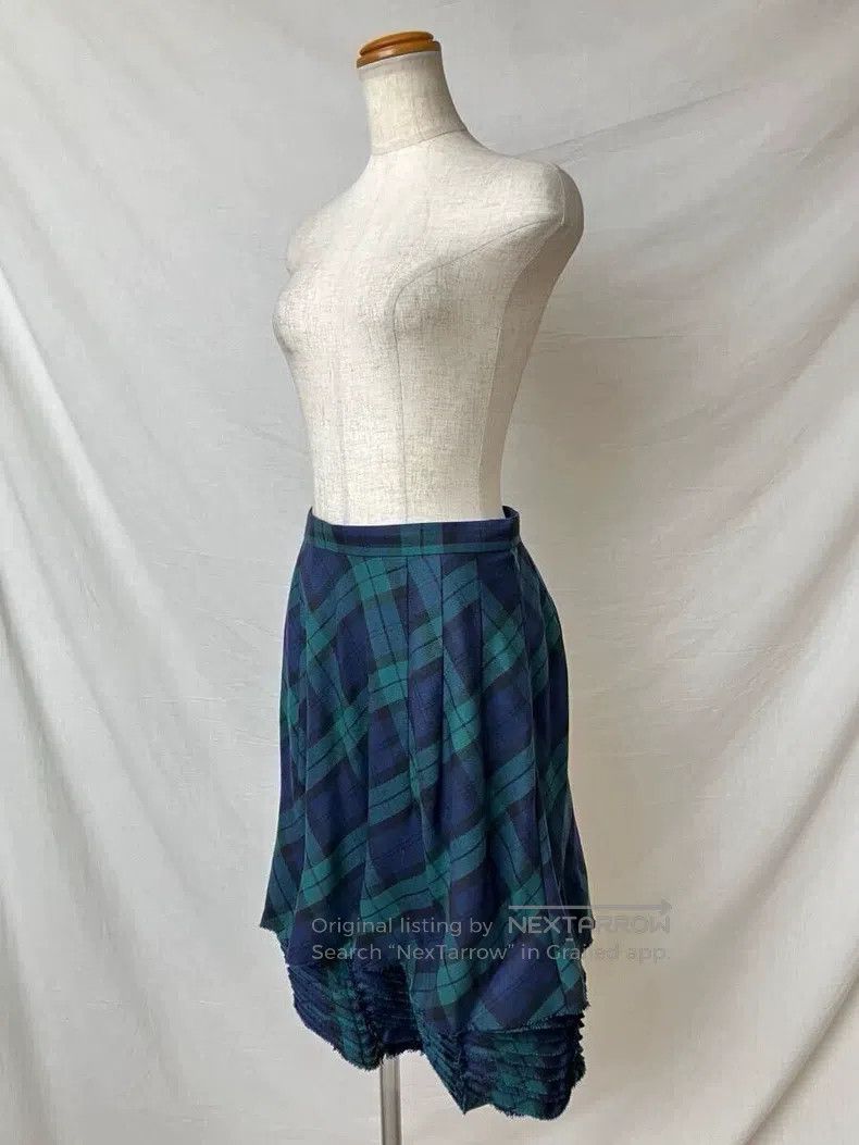 Comme des Garcons Comme Des Garcons size M Deconstructed tartan skirt Size 23" - 1 Thumbnail