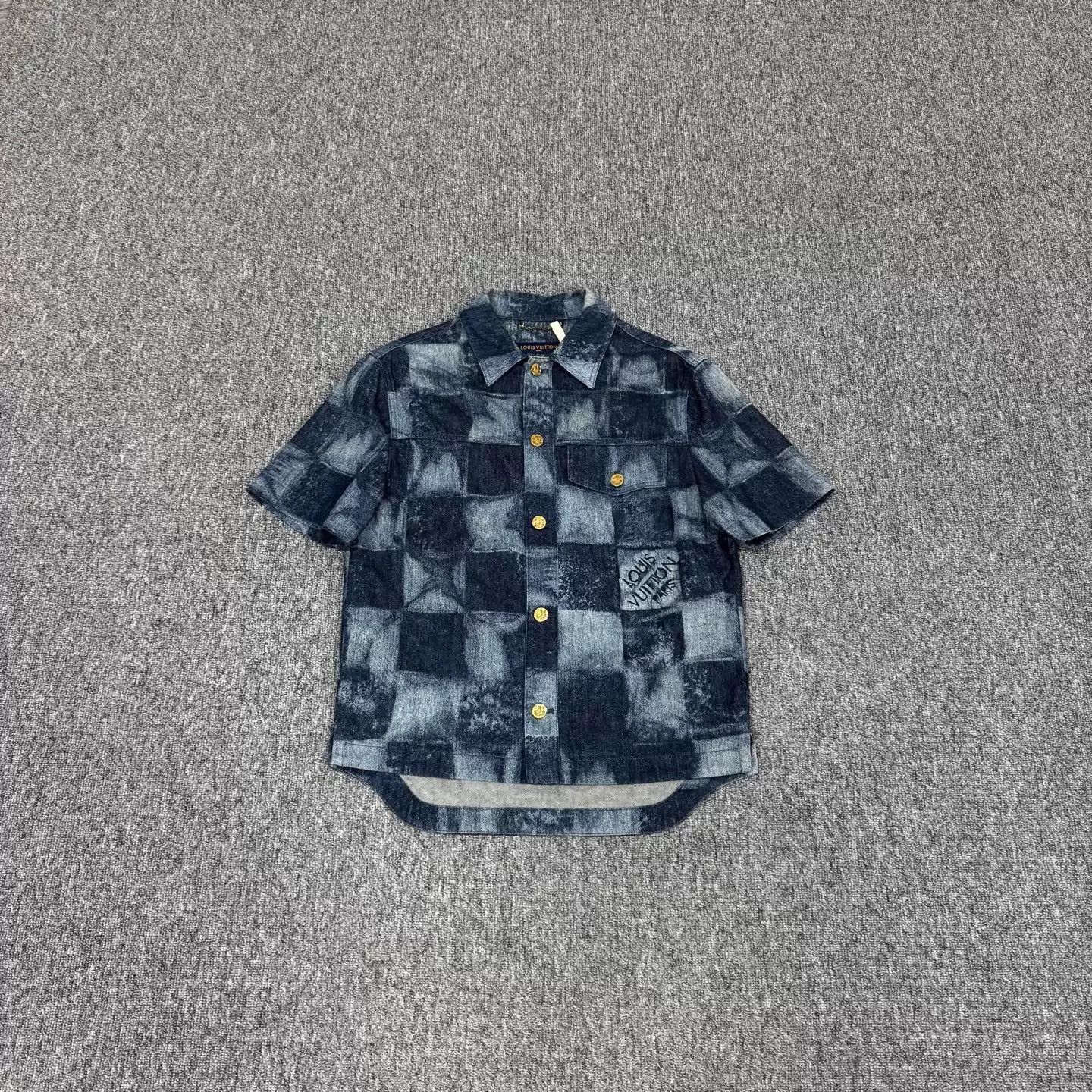 Louis Vuitton LV Damier Denim Short Sleeve Shirt XS 99 New Size US XS / EU 42 / 0 - 1 Thumbnail