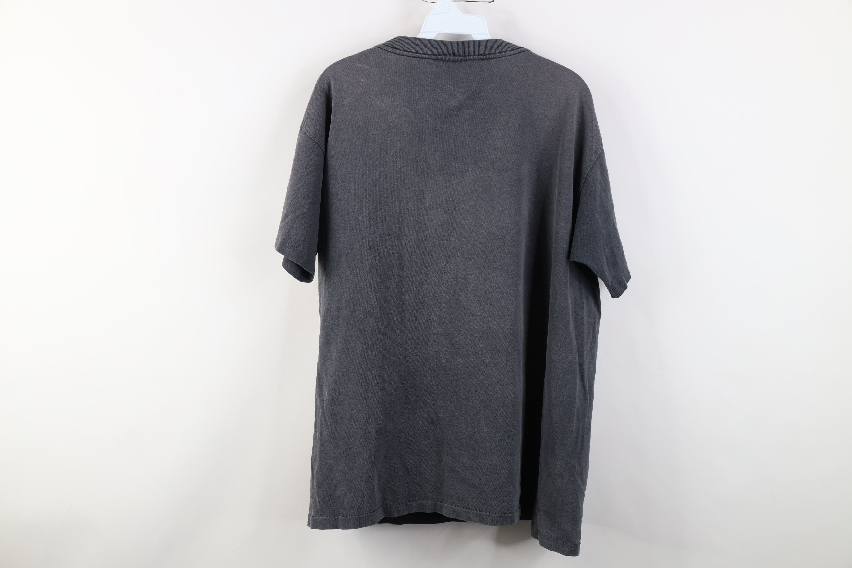 Vintage Vintage 90s Gold Tanning Kiss My Tan Line T-Shirt USA Size L / US 10 / IT 46 - 12 Thumbnail