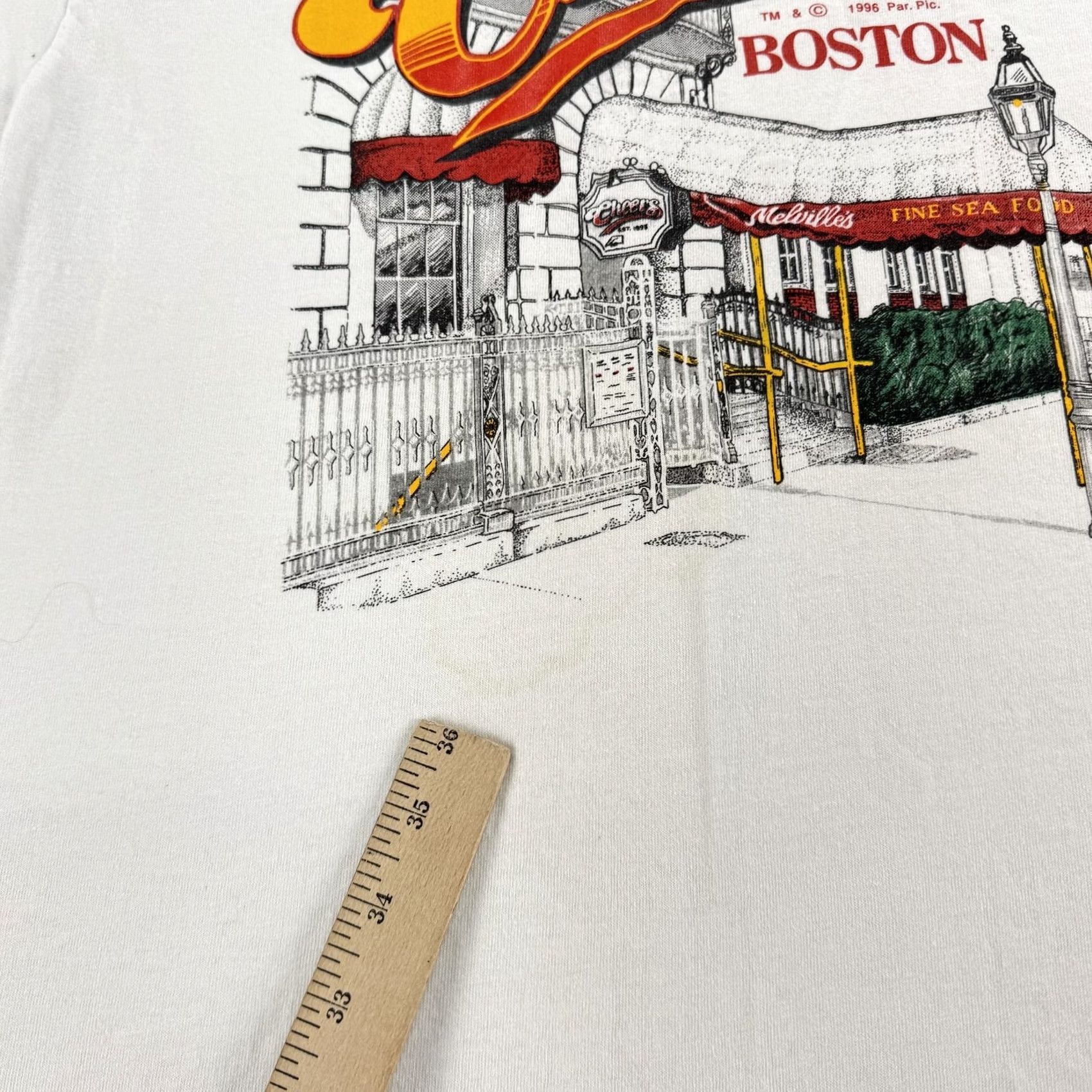 Vintage VINTAGE Cheers Shirt Mens Large White Graphic 90s TV Show Tennessee River Bar Boston Mens Size US L / EU 52-54 / 3 - 2 Thumbnail