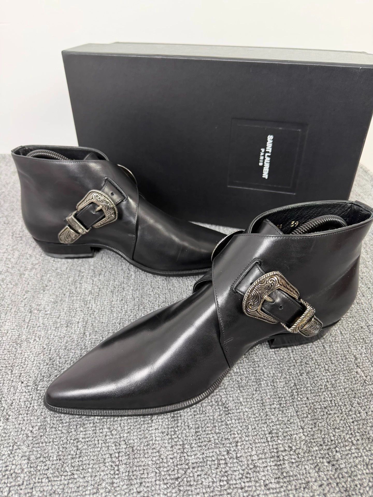 Saint Laurent Paris Saint Laurent SLP 14SS Chelsea 39 Cross Engraved Buckle Size US 6 / EU 39 - 4 Thumbnail