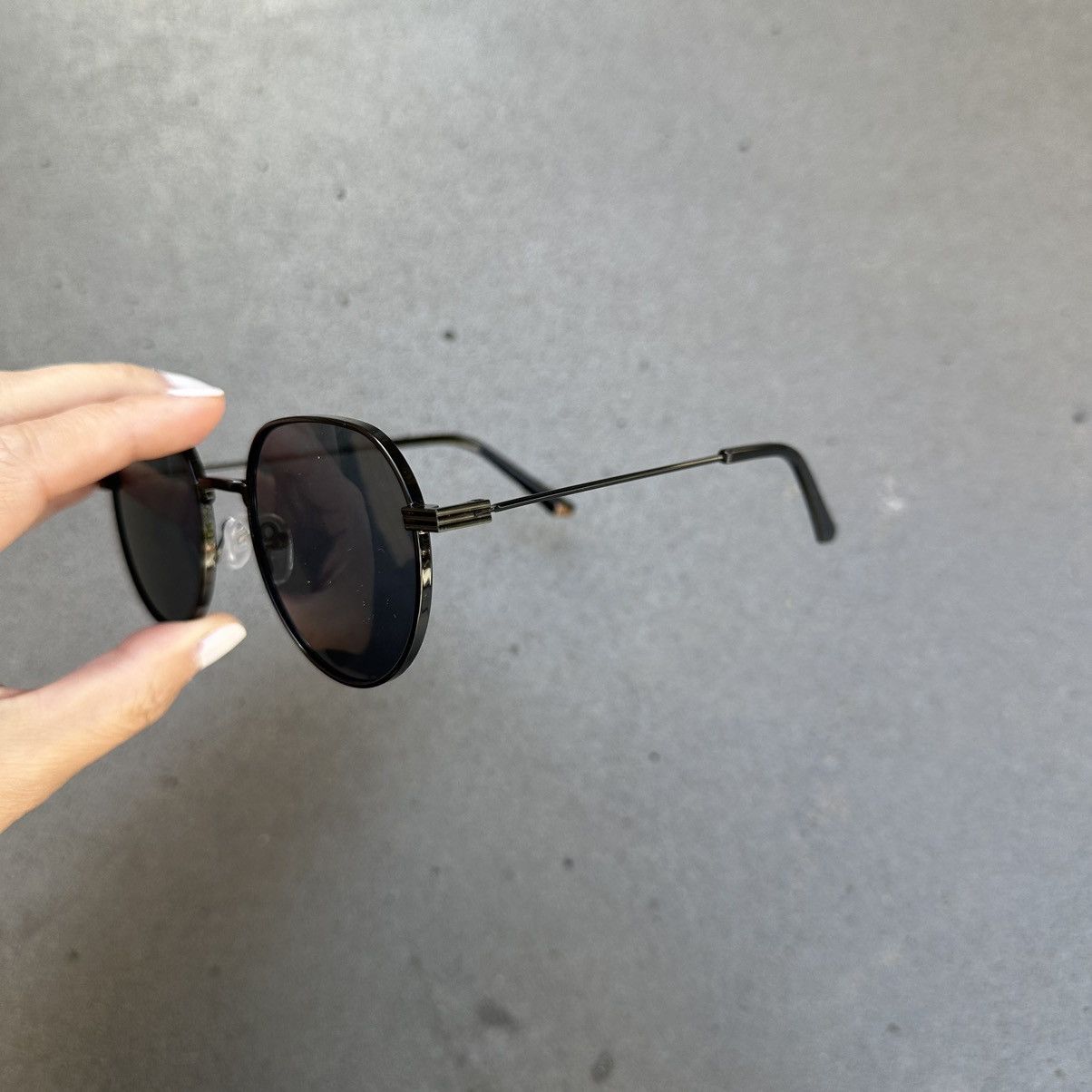 Other Y2K Unisex Sunglasses Retro Fashion Shades LE3584-01 Size ONE SIZE - 2 Thumbnail