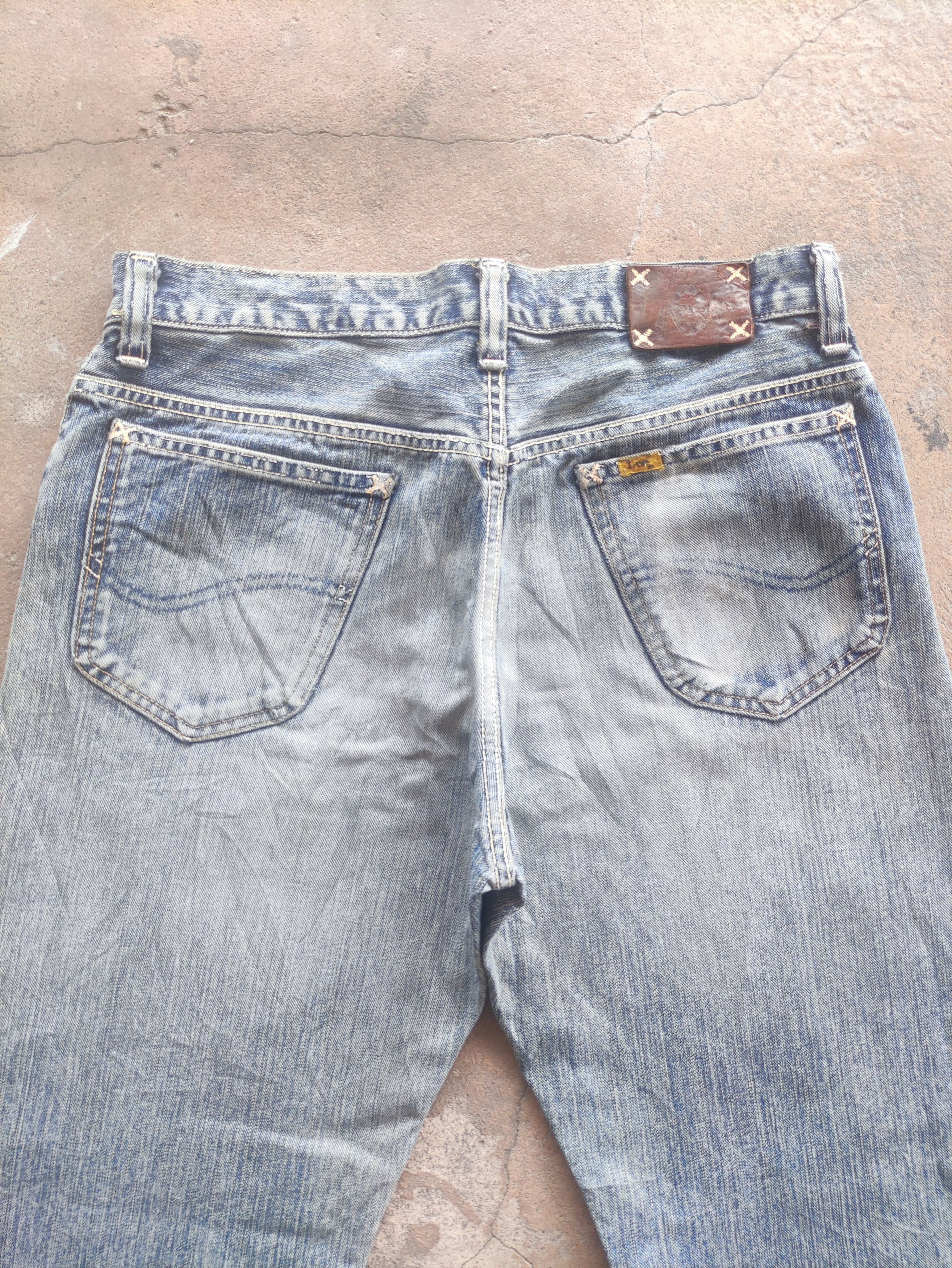 Jean × Lee × Vintage Vintage Lee Japan Denim Distressed Faded Pants Jeans W34 Size US 34 / EU 50 - 11 Thumbnail