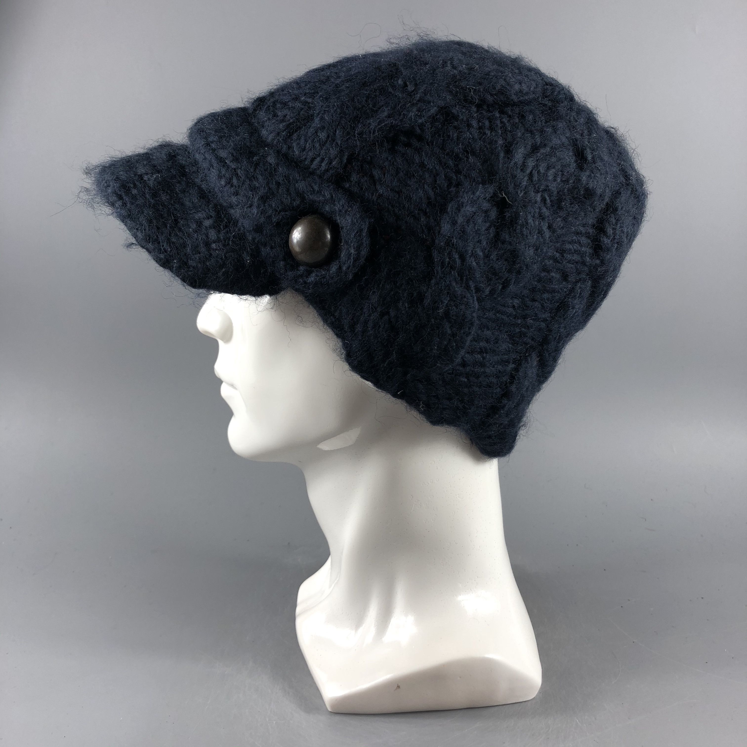Gap × Vintage Gap Visor Knit Beanie Snow Hat Snow Cap -D301 Size ONE SIZE - 1 Thumbnail