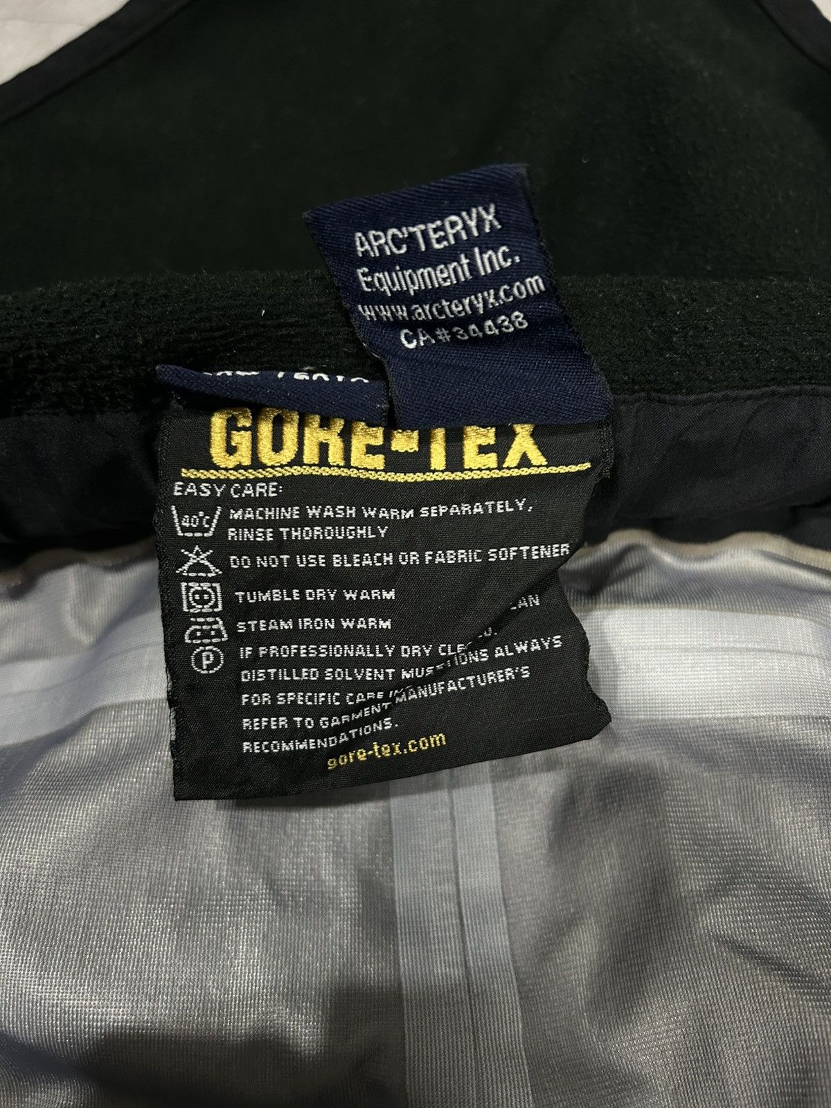 Arc'teryx Vintage Arcteryx Gore-Tex XCR pants Size US 34 / EU 50 - 15 Thumbnail