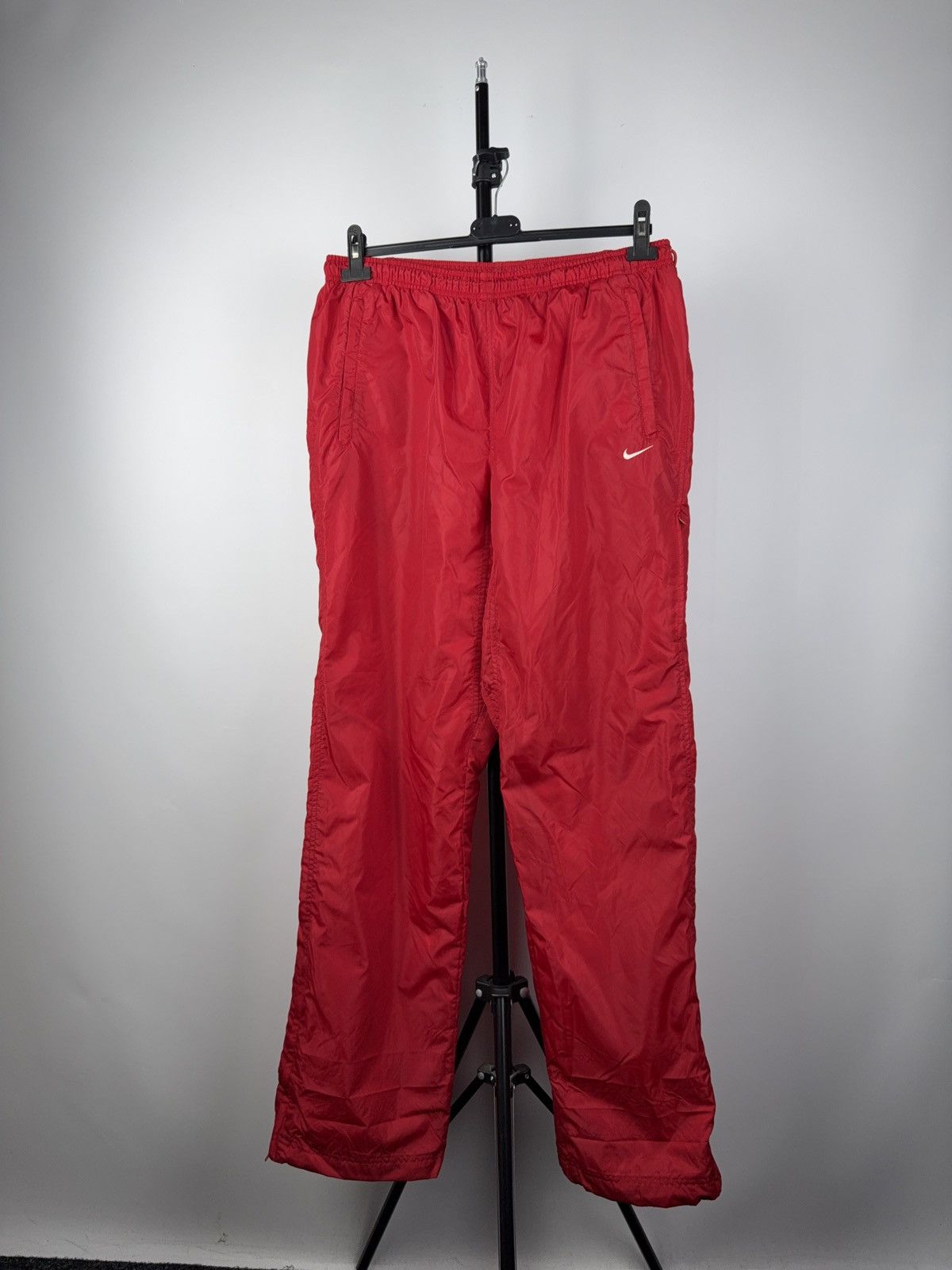 Nike × Vintage Vintage Nike Pants Embroidered Nylon Drill Pants M-L size Size US 34 / EU 50 - 1 Thumbnail