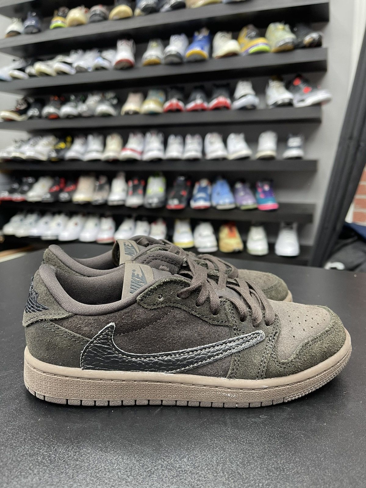 Jordan Brand Size 1.5y - Jordan 1 Velvet Brown Size US 5 / EU 37 - 3 Thumbnail
