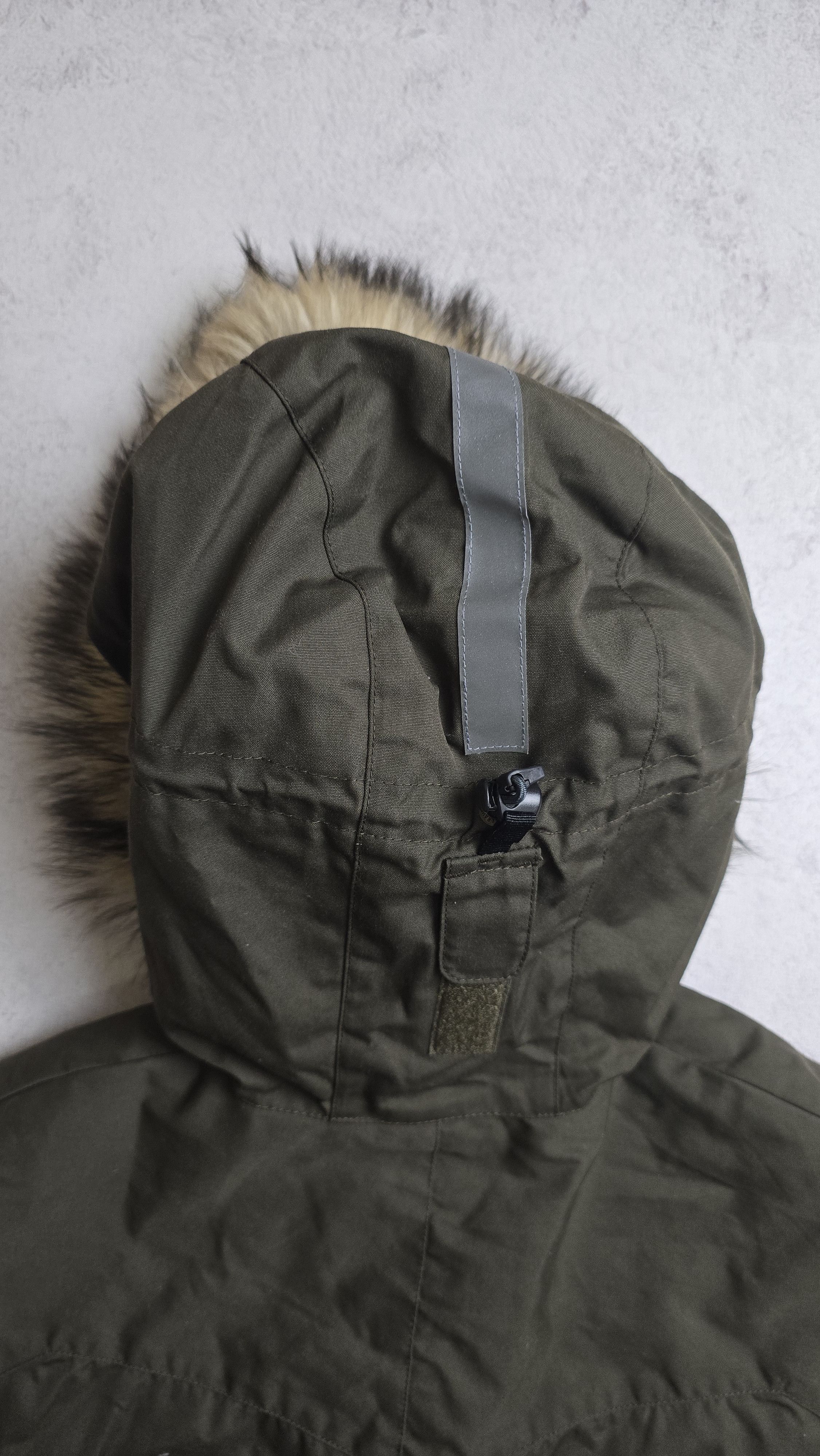 Fjallraven Luhkka Cape Jacket G-1000 Waxed Fur Hood Olive Poncho Size US S / EU 44-46 / 1 - 8 Thumbnail