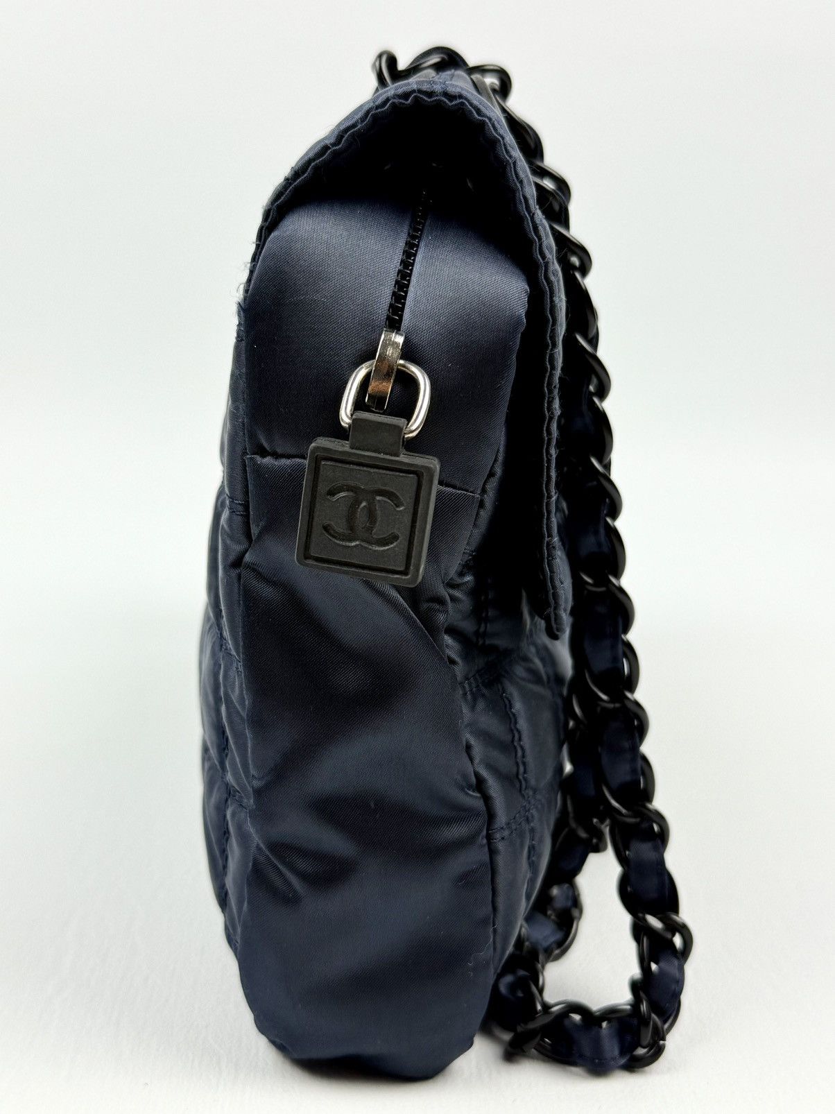 Chanel Chanel - Sports - 2004 - Quilted - Flap Size ONE SIZE - 12 Thumbnail