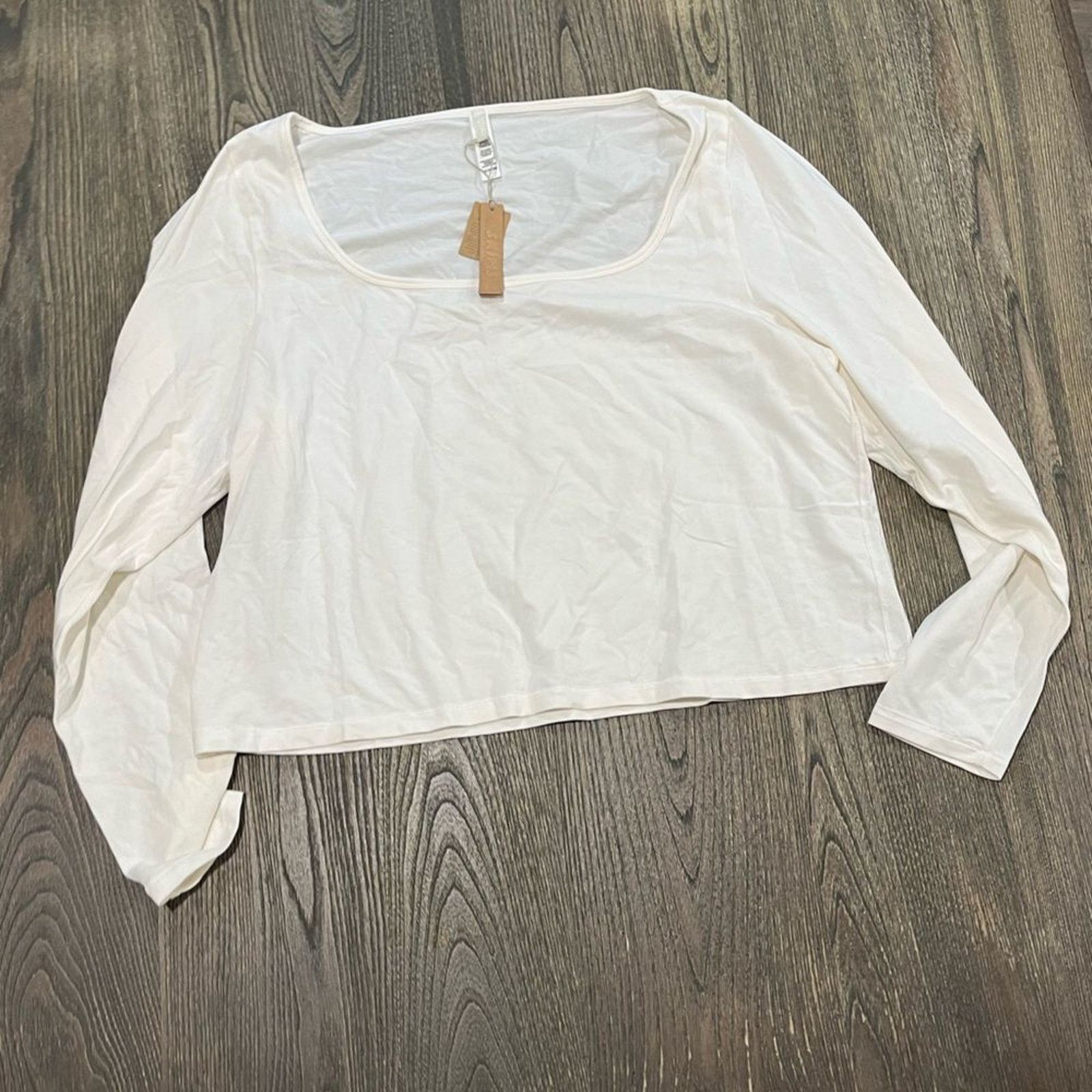 SKIMS NWT Skims Vintage Scoop Long Sleeve T-Shirt Fitted 4X Size 4XL / US 24-26 - 1 Thumbnail